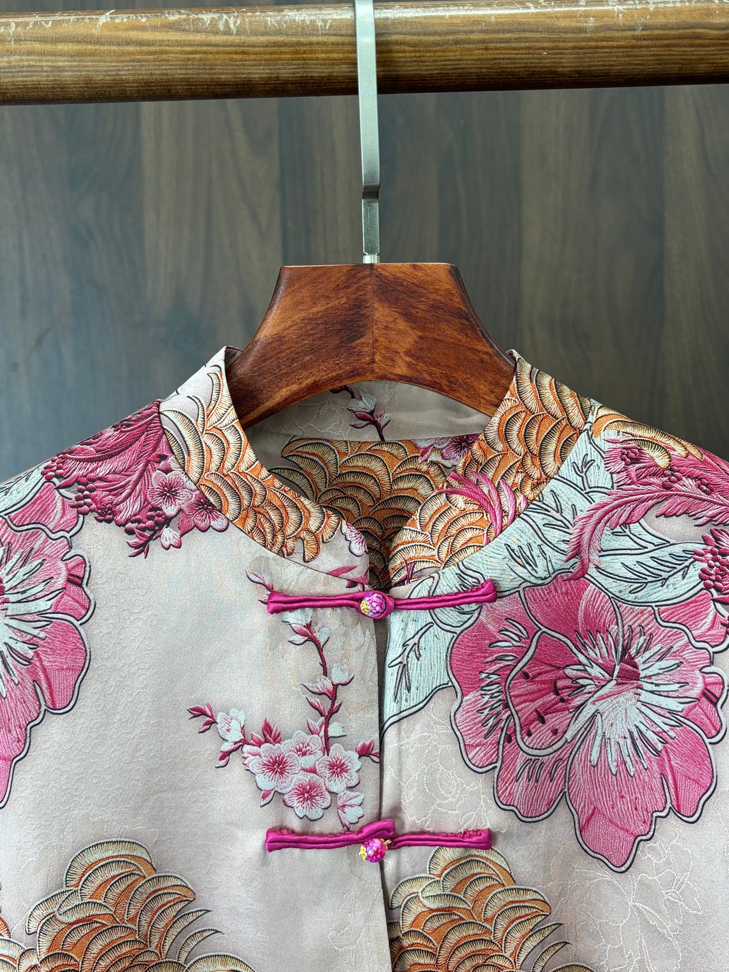粉紅色鳳凰人絲提花外套 Pink Phoenix Silk Jacquard Jacket - Luxe Orienta CO., LIMITED