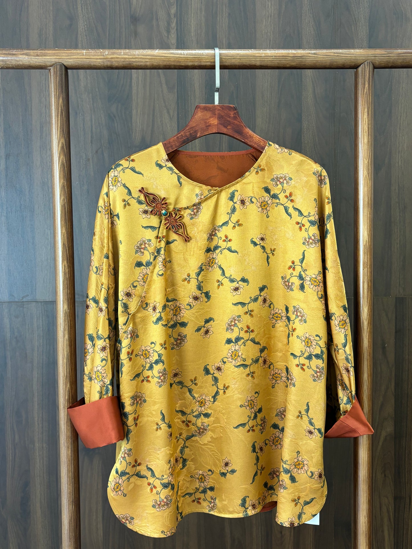 黃色桑蠶絲提花上衣 Yellow Silk Jacquard Top - Luxe Orienta CO., LIMITED