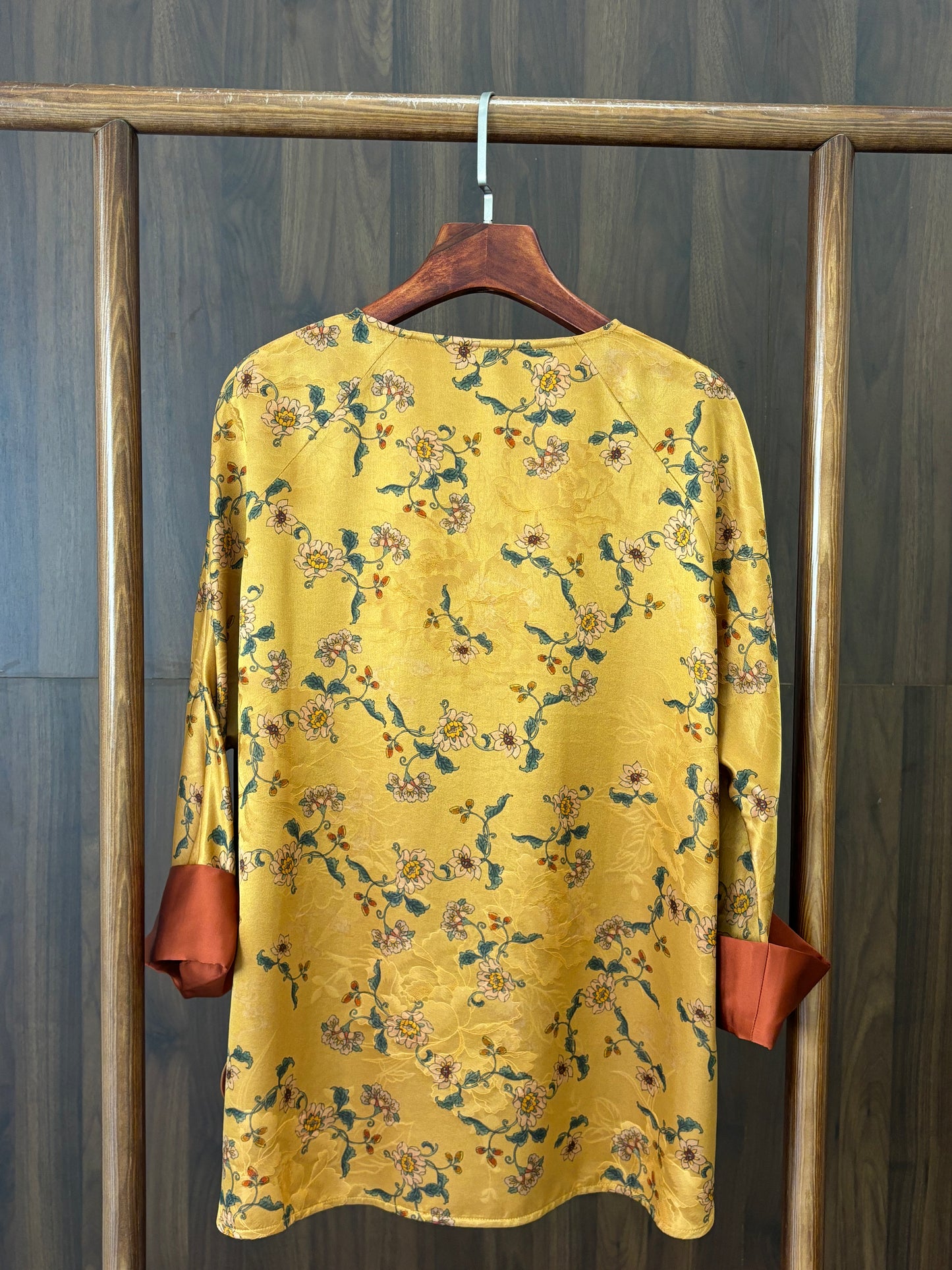 黃色桑蠶絲提花上衣 Yellow Silk Jacquard Top - Luxe Orienta CO., LIMITED