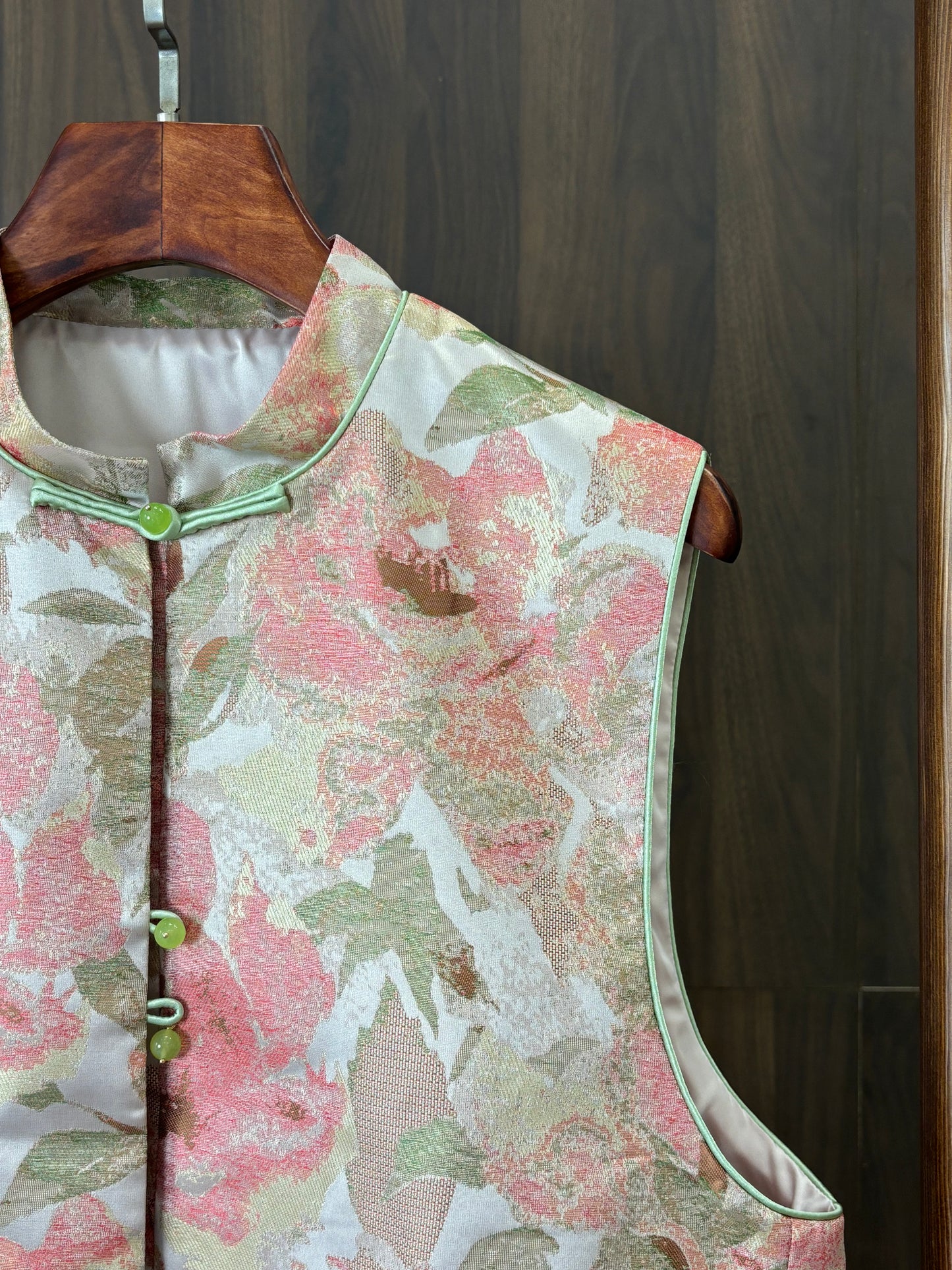 粉紅色真絲提花馬甲 Pink Silk Jacquard Vest - Luxe Orienta CO., LIMITED
