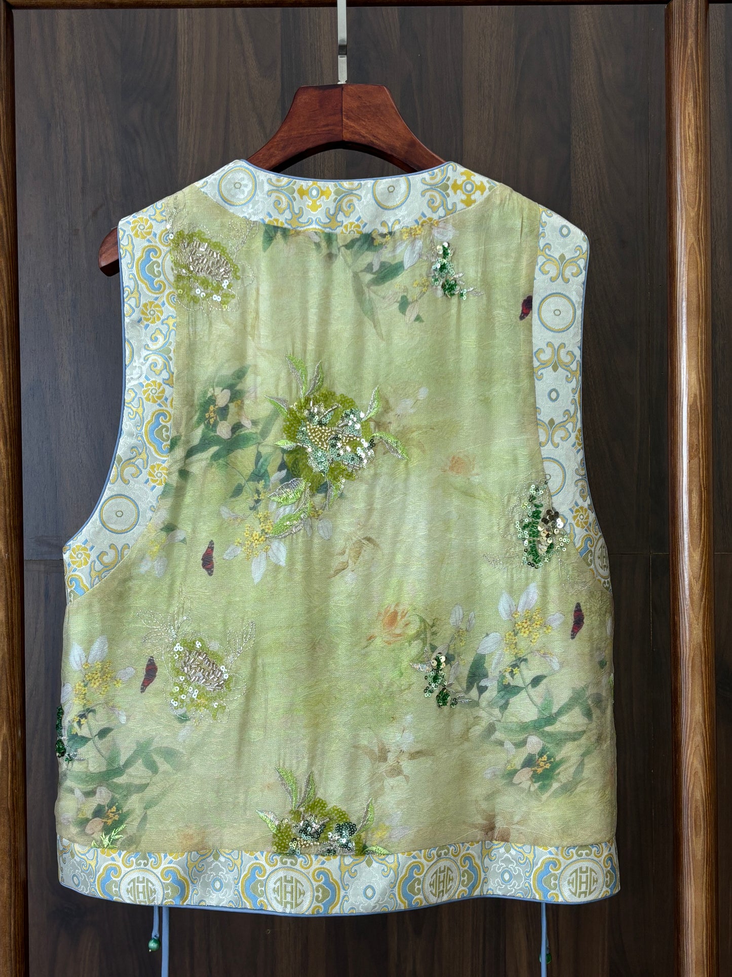 綠色真絲提花馬甲 Green Silk Jacquard Vest - Luxe Orienta CO., LIMITED