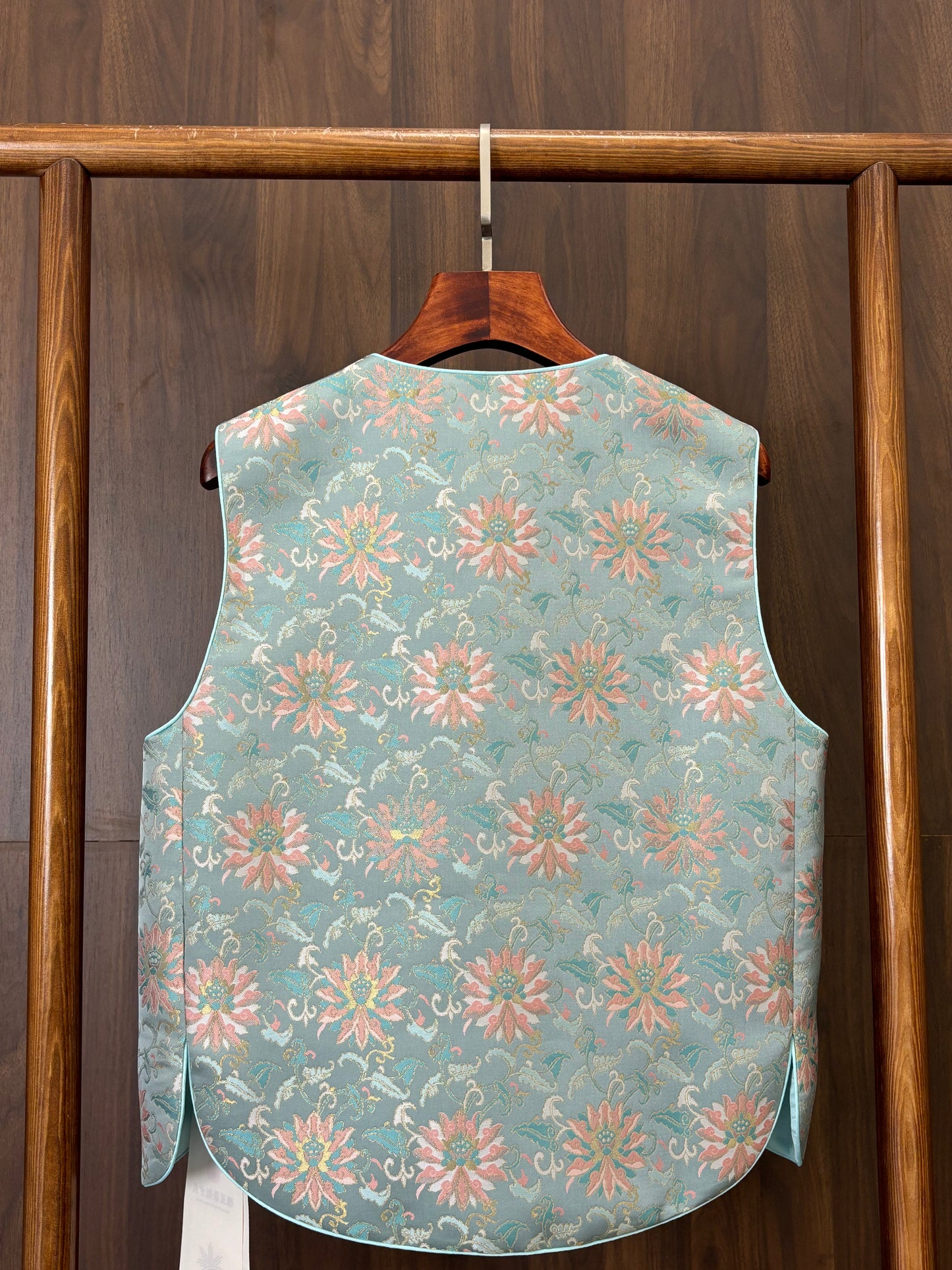 藍色新宋錦馬甲 Blue New Songjin Vest - Luxe Orienta CO., LIMITED