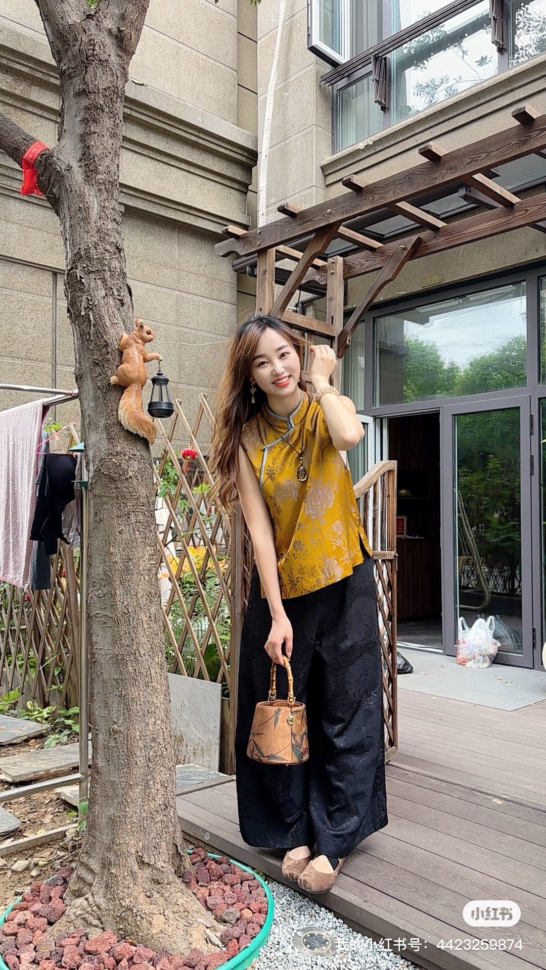 Yellow Rayon Jacquard Vest | Luxe Orienta Modern Chinese Fashion - Luxe Orienta CO., LIMITED