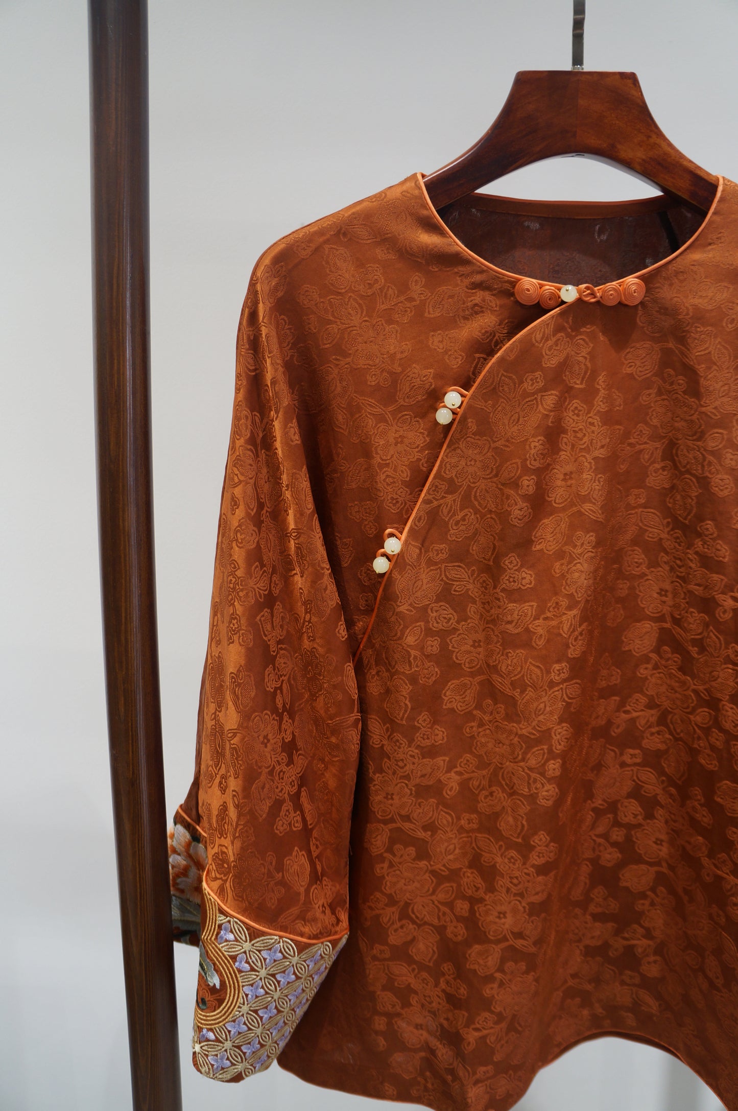 Xiangyunsha Vintage Red Embroidered Blouse | Modern Chinese Chic