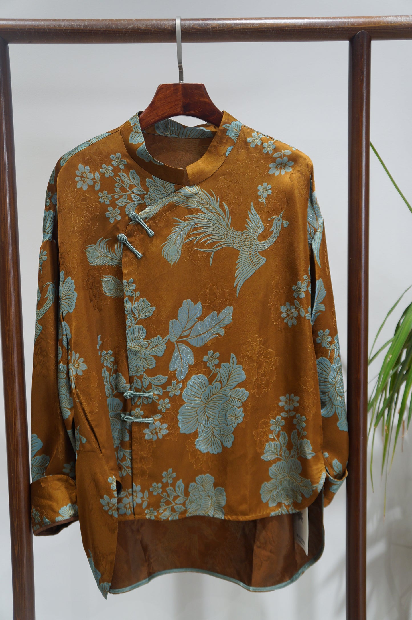 Brown Phoenix Xiangyunsha Blouse | Elegance in Flight