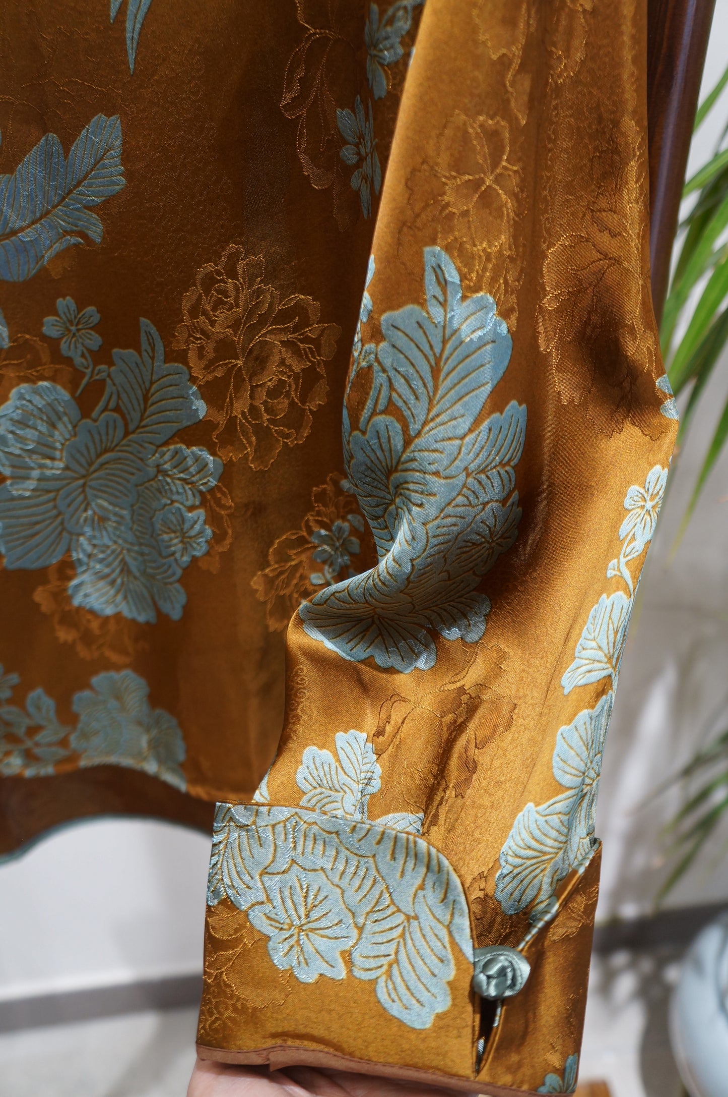 Brown Phoenix Xiangyunsha Blouse | Elegance in Flight