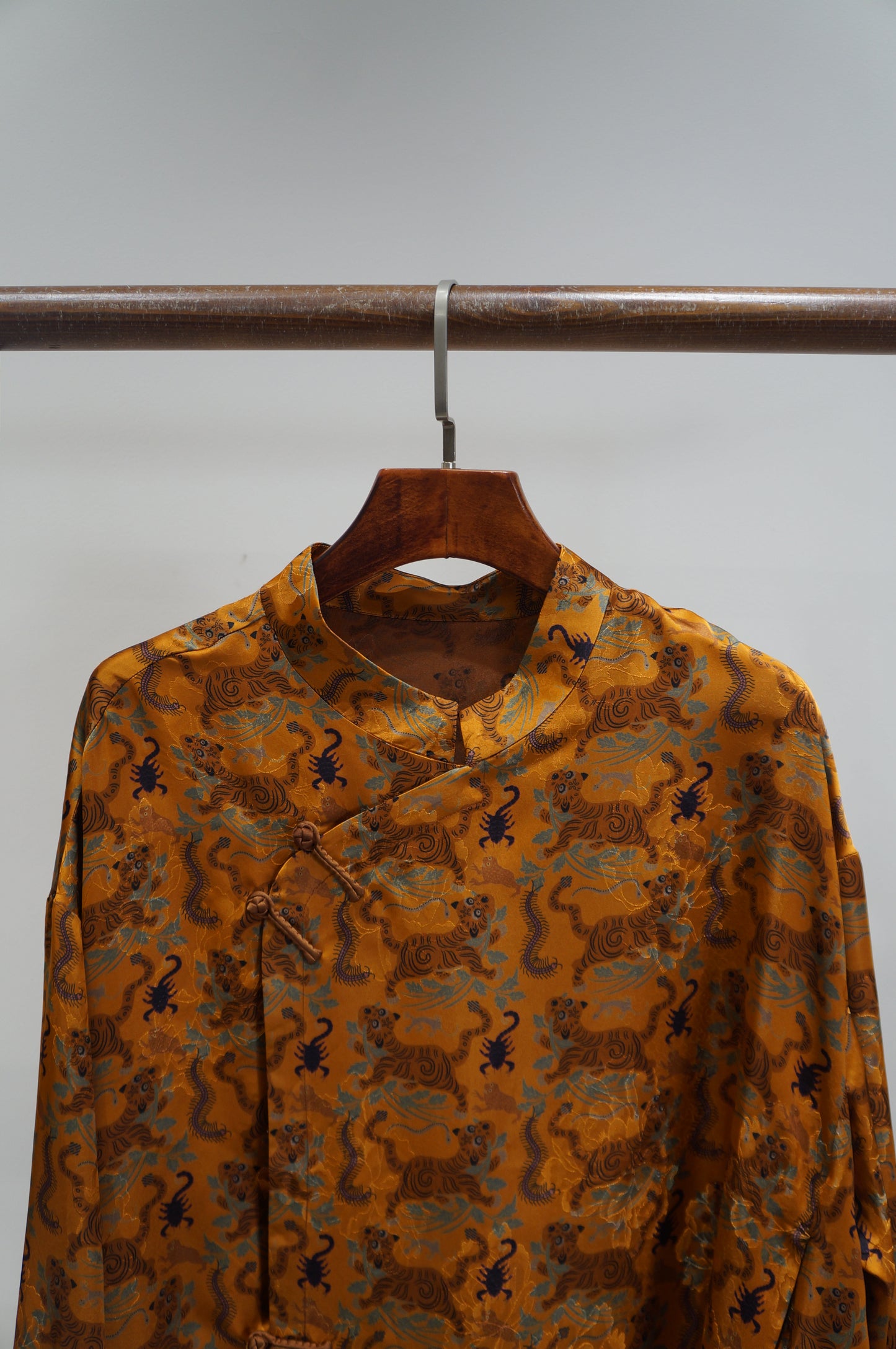 Brown Tiger & Five Poisons Xiangyunsha Blouse | Bold Chinese Heritage