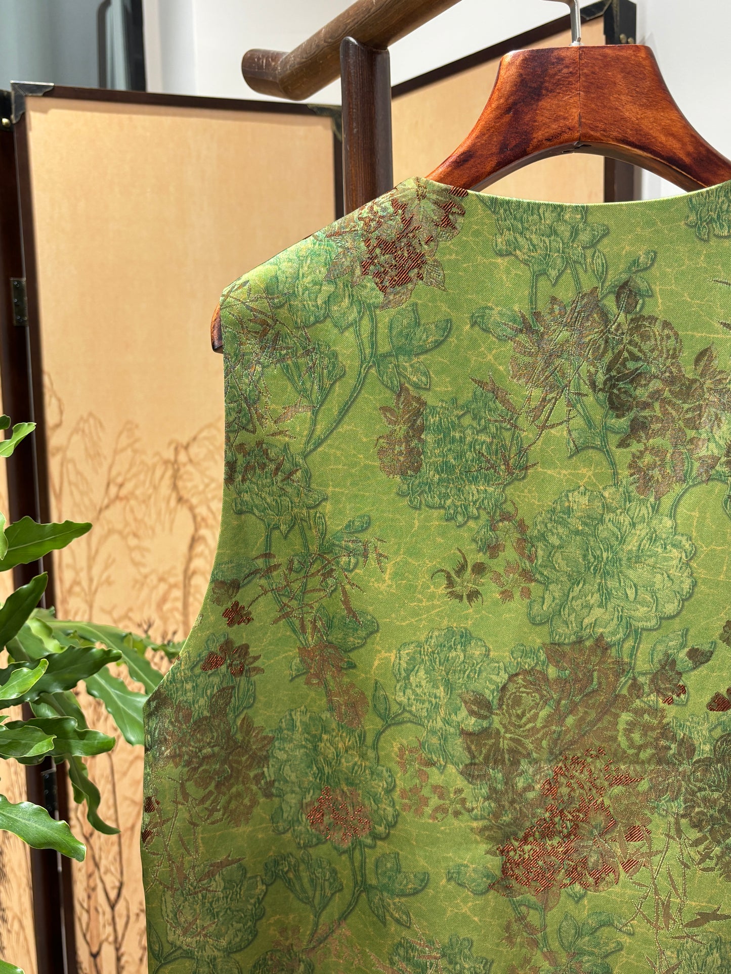 Green Rayon Jacquard Vest | Luxe Orienta Modern Chinese Luxury Vest