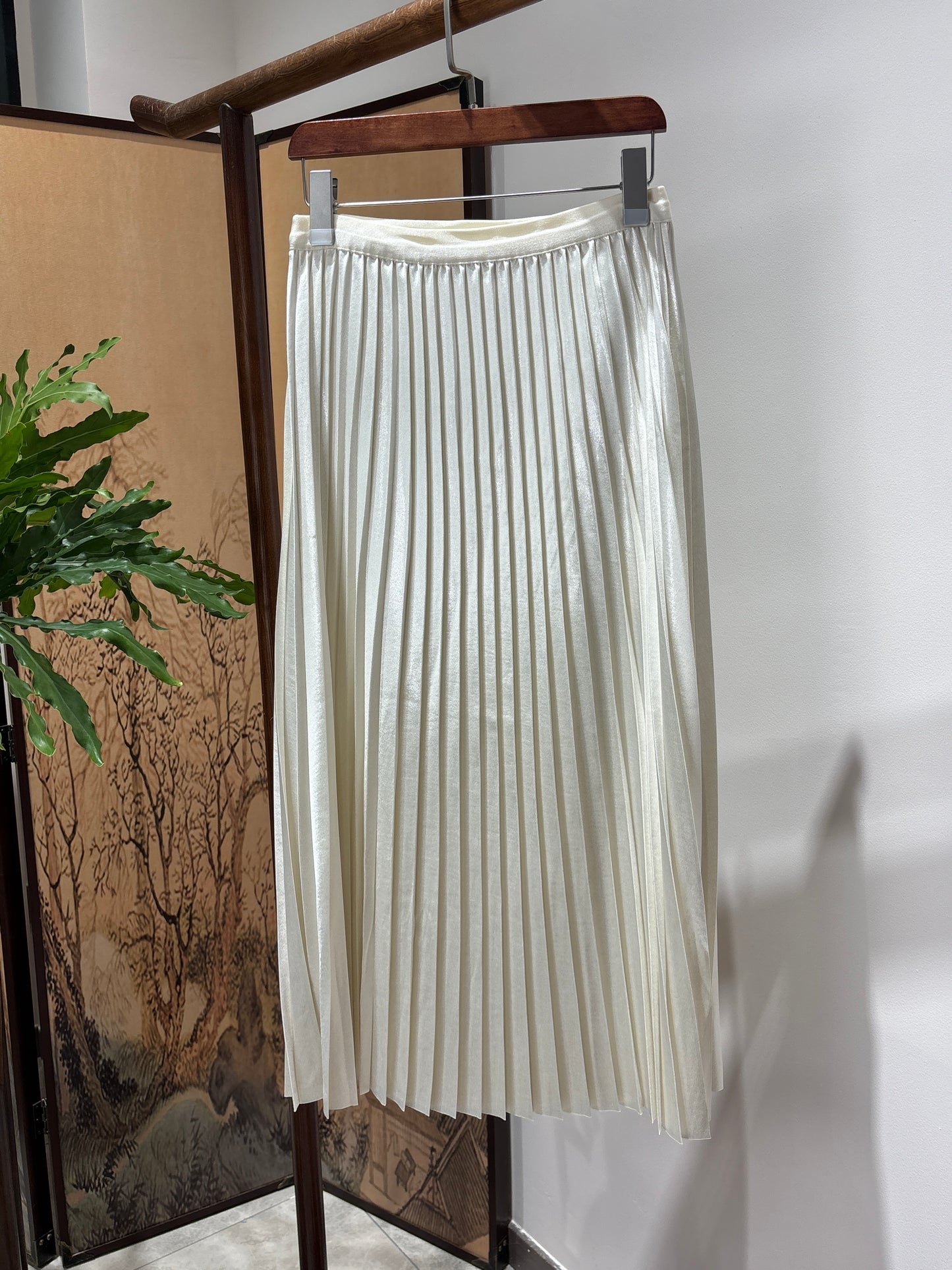 White Pleated Rayon Midi Skirt | Luxe Orienta Modern Chinese Elegant Skirt