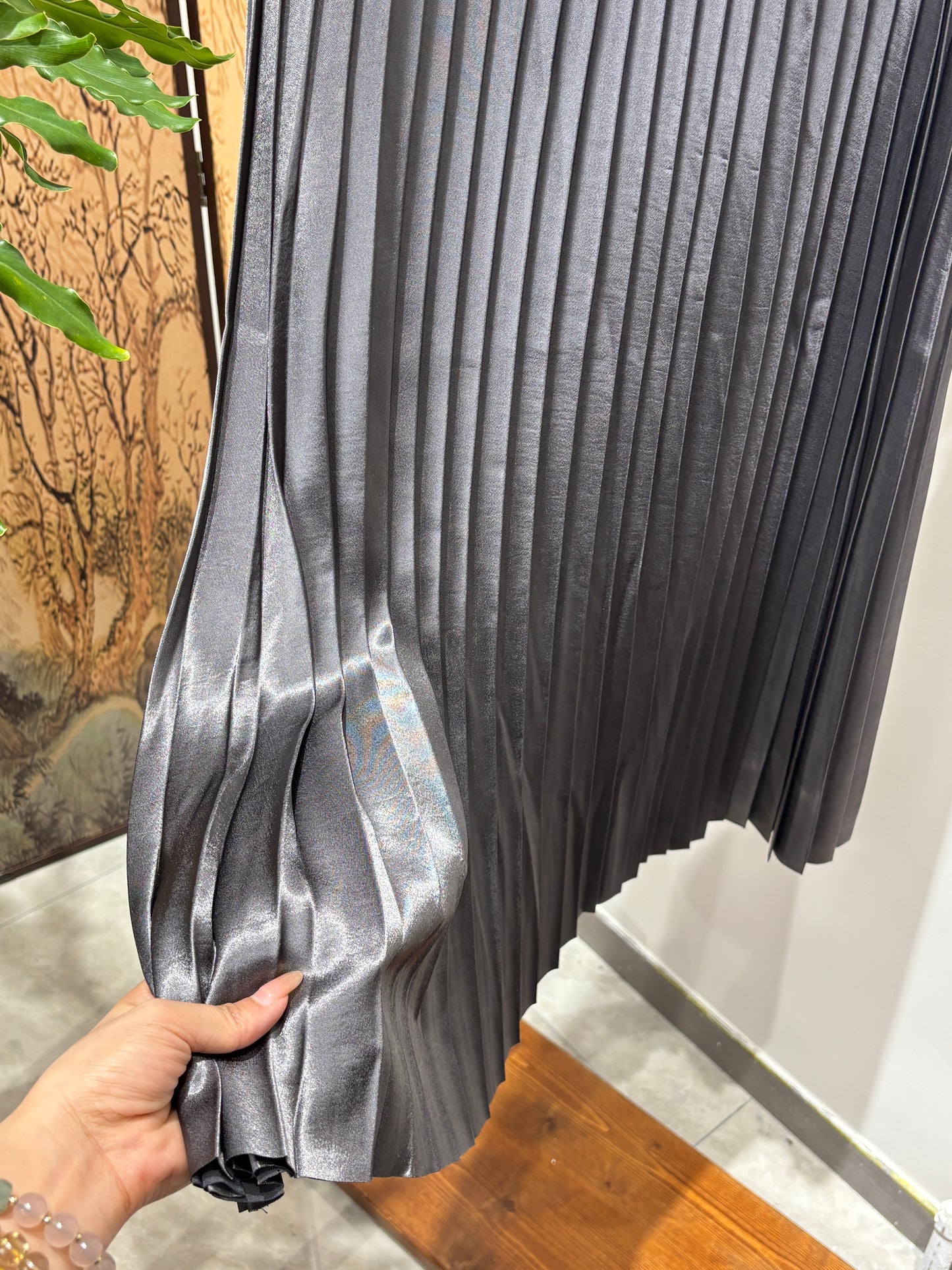 Black Rayon Pleated Skirt | Luxe Orienta Modern Chinese Elegance