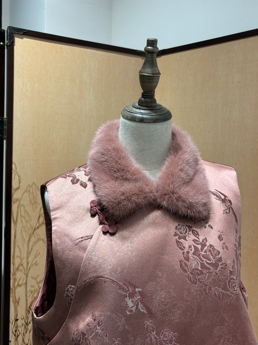 Blush Mulberry Silk Mink Vest - Luxe Orienta CO., LIMITED