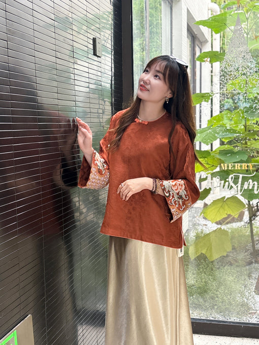 Elegant Without Evening Gowns: Modern Chinese Holiday Dressing