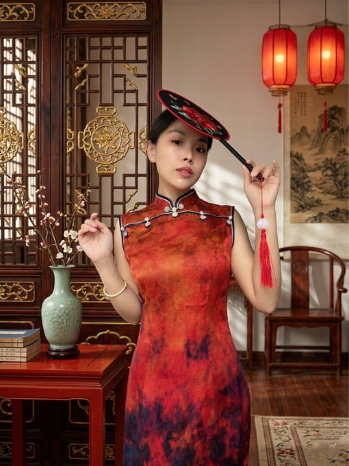 Lady in Mulberry silk dress from Luxe Orienta