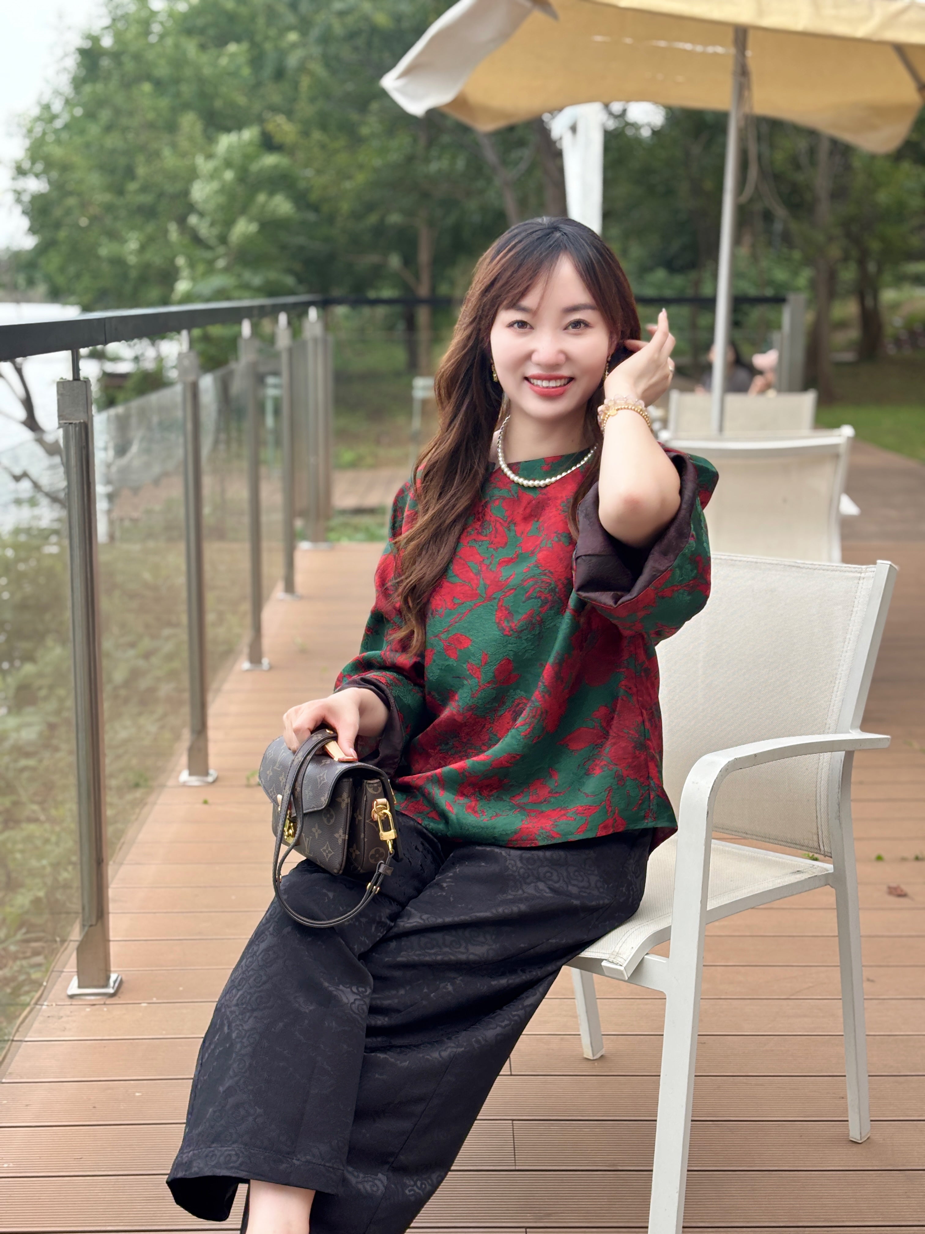 Red & Green Xiangyunsha Jacquard Top – Modern Heritage Elegance by LUXE ORIENTA - Luxe Orienta CO., LIMITED