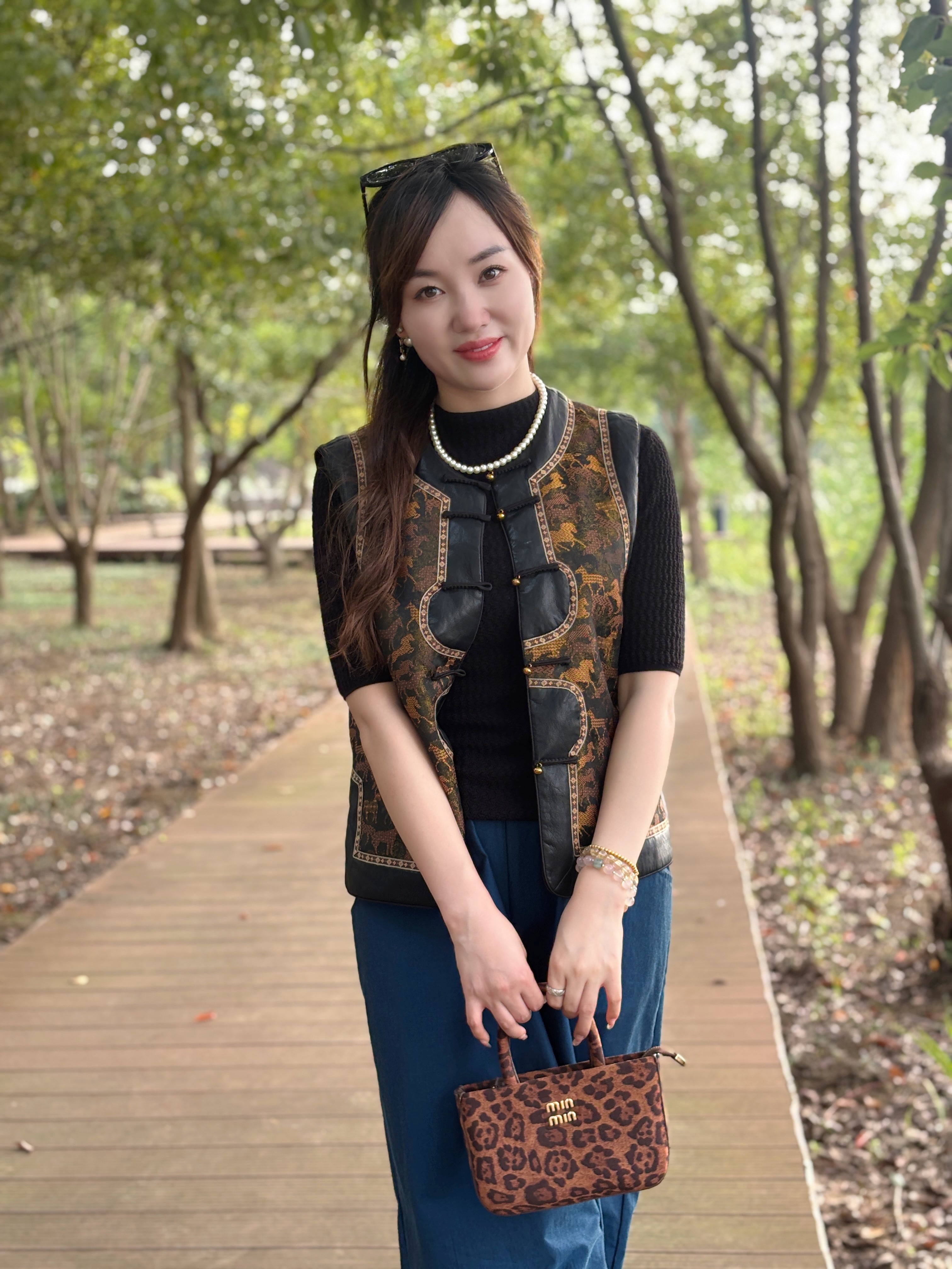 “Success Horse” Patchwork Leather Vest – Heritage-Inspired Bold Elegance by LUXE ORIENTA - Luxe Orienta CO., LIMITED