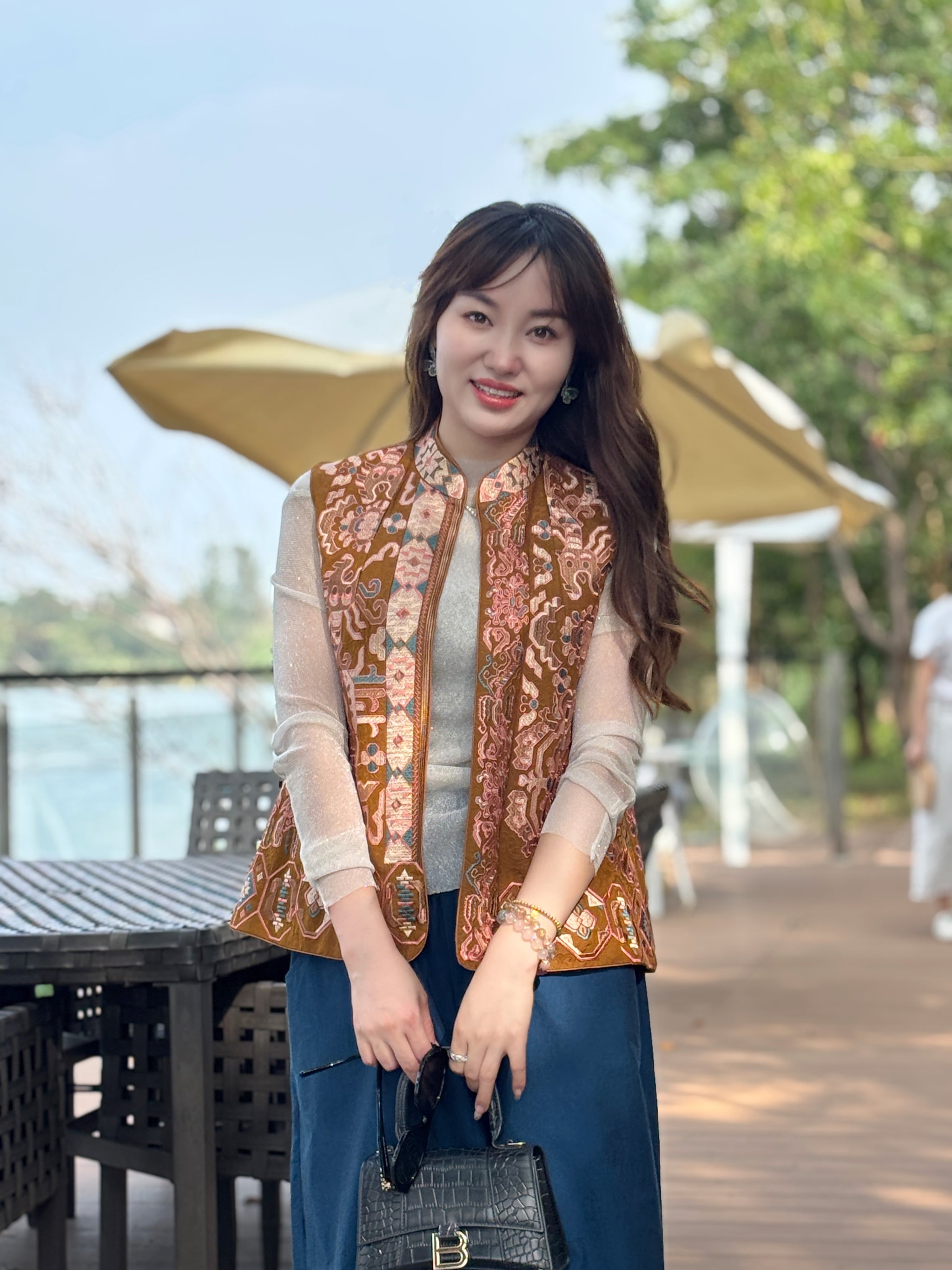 Yellow Embroidered Vest – Heritage-Inspired Elegance by LUXE ORIENTA - Luxe Orienta CO., LIMITED