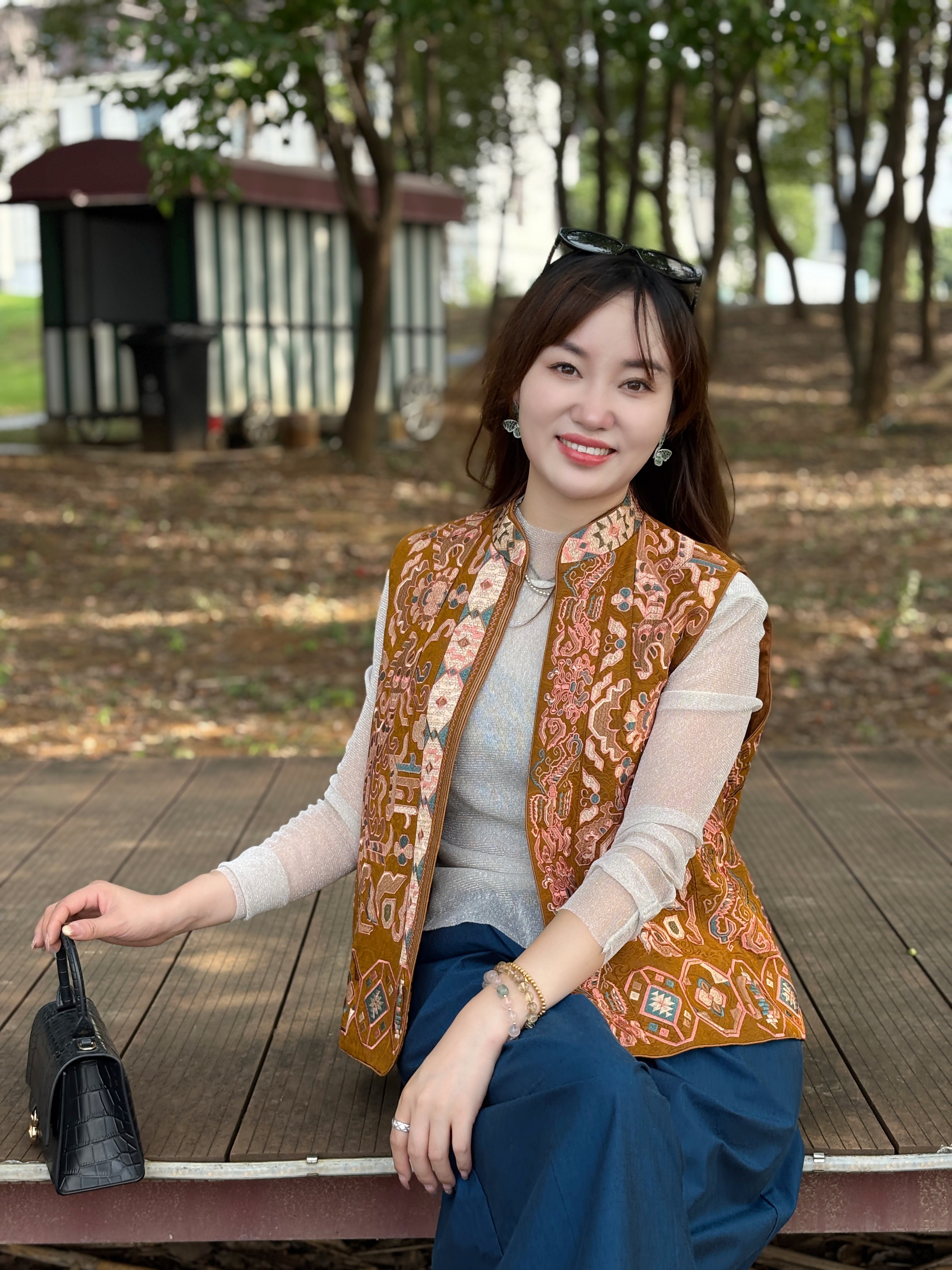 Yellow Embroidered Vest – Heritage-Inspired Elegance by LUXE ORIENTA - Luxe Orienta CO., LIMITED