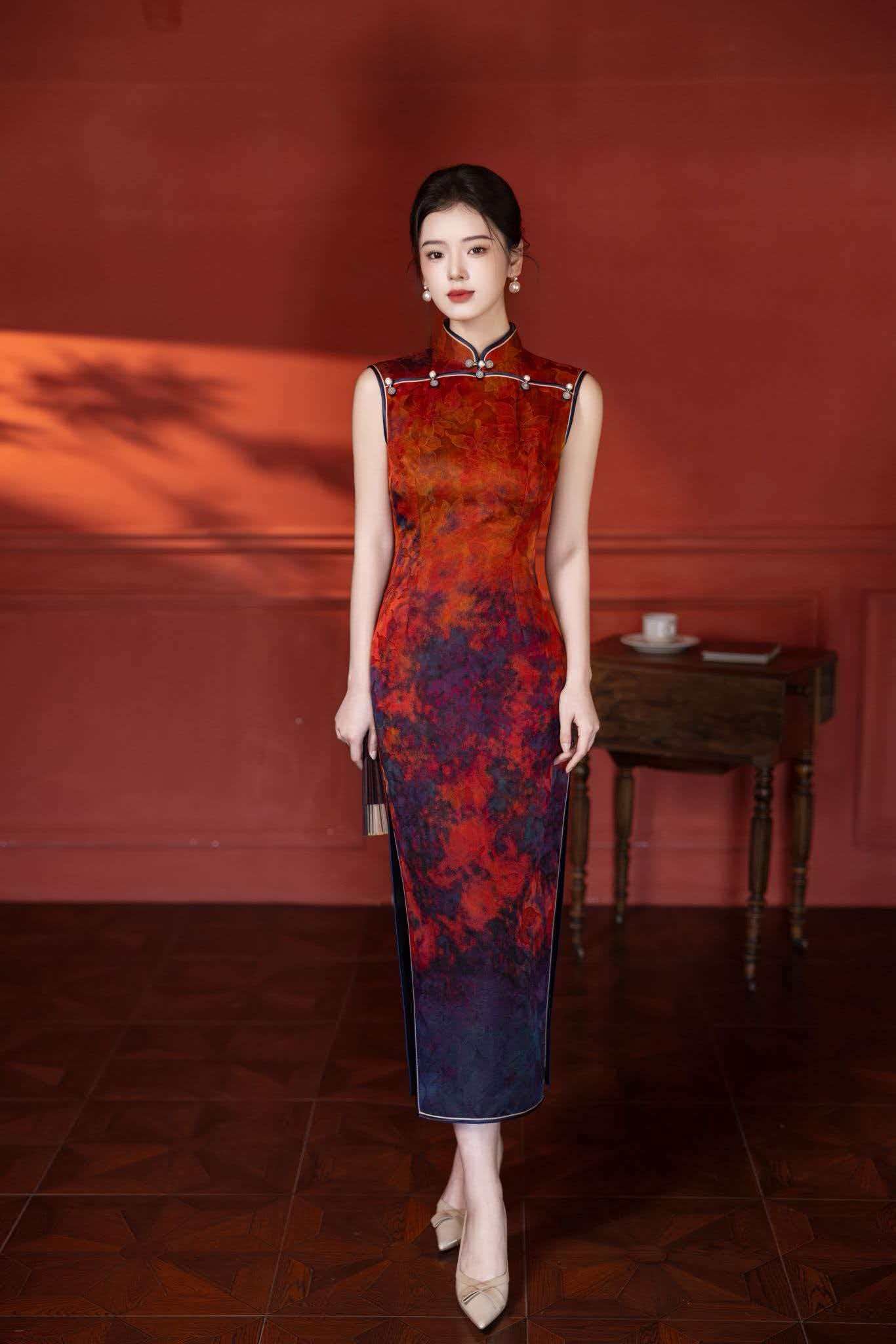 100% Mulberry Silk Xiangyunsha Red Purple Gradient Sleeveless Qipao Dress - Luxe Orienta CO., LIMITED