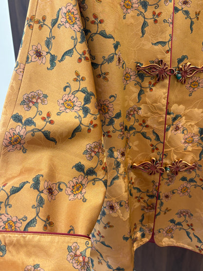 重工黃色桑蠶絲外套 Intricate Yellow Silk Jacket - Luxe Orienta CO., LIMITED