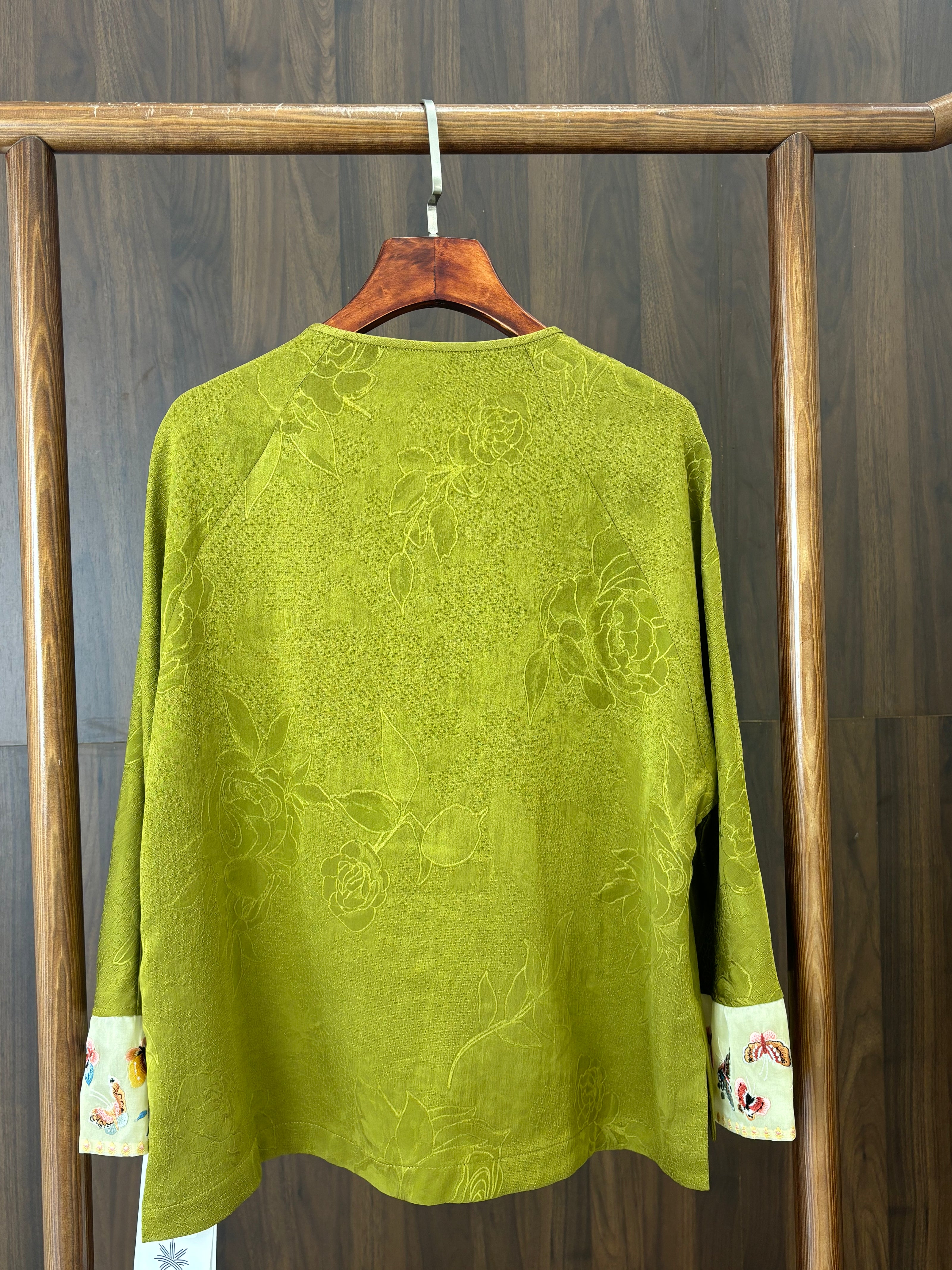 綠色香雲紗刺繡上衣 Green Xiangyunsha Tulle Embroidered Top - Luxe Orienta CO., LIMITED