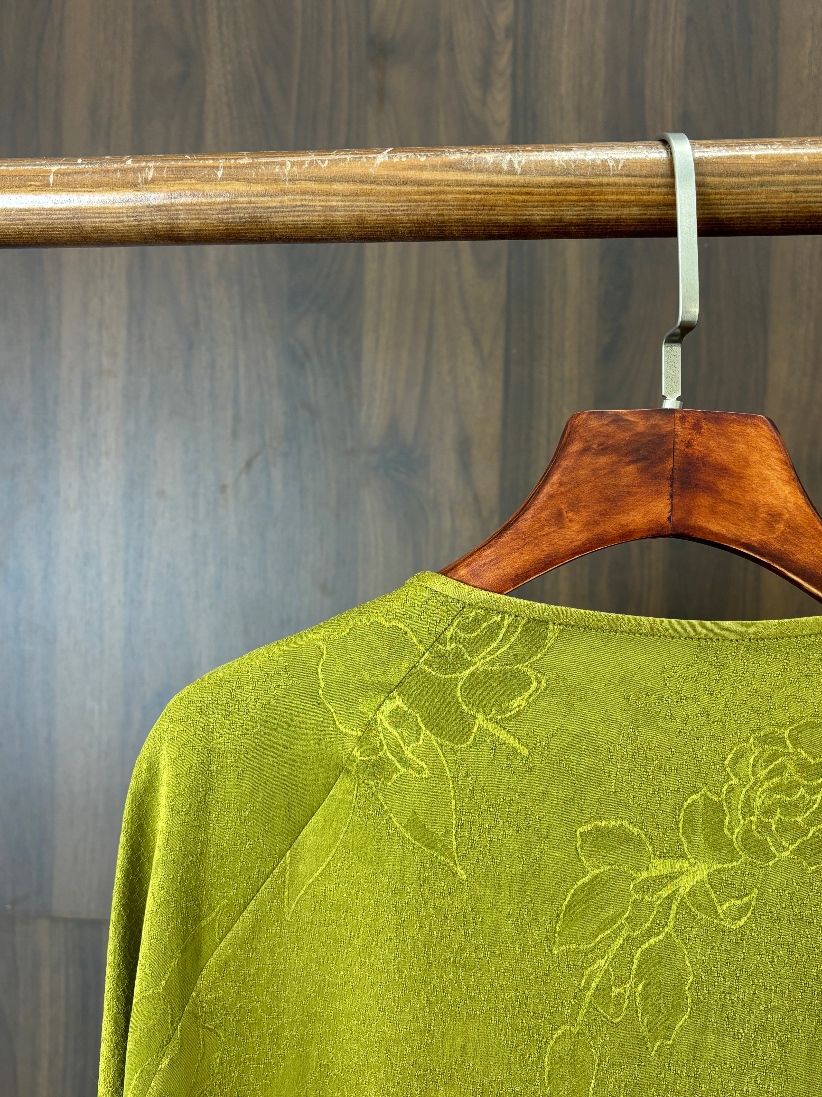 綠色香雲紗刺繡上衣 Green Xiangyunsha Tulle Embroidered Top - Luxe Orienta CO., LIMITED