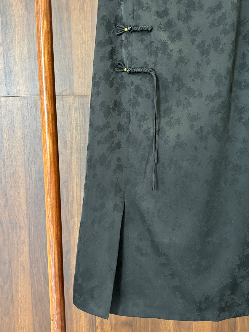 黑色真絲加人絲半裙 Black Silk Blend Midi Skirt - Luxe Orienta CO., LIMITED