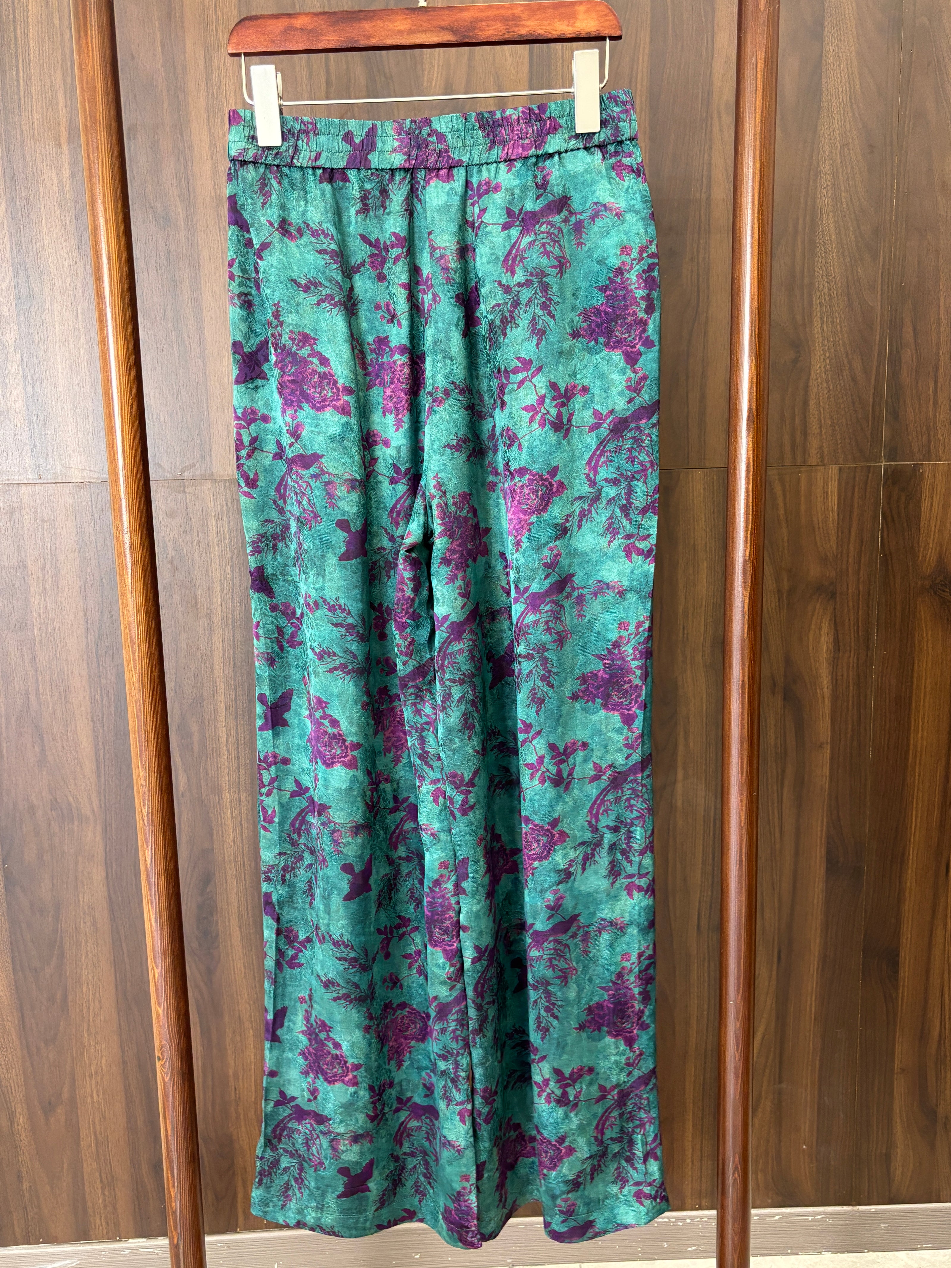 青綠色香雲紗褲子 Teal Xiangyunsha Pants - Luxe Orienta CO., LIMITED