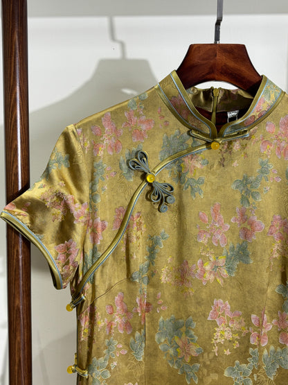 香雲紗旗袍 Xiangyunsha Qipao - Luxe Orienta CO., LIMITED