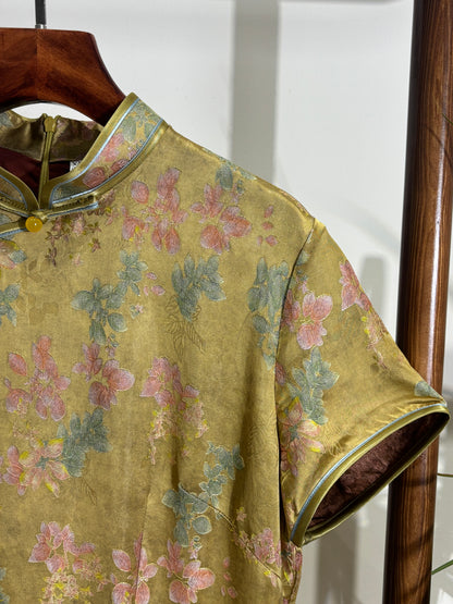 香雲紗旗袍 Xiangyunsha Qipao - Luxe Orienta CO., LIMITED