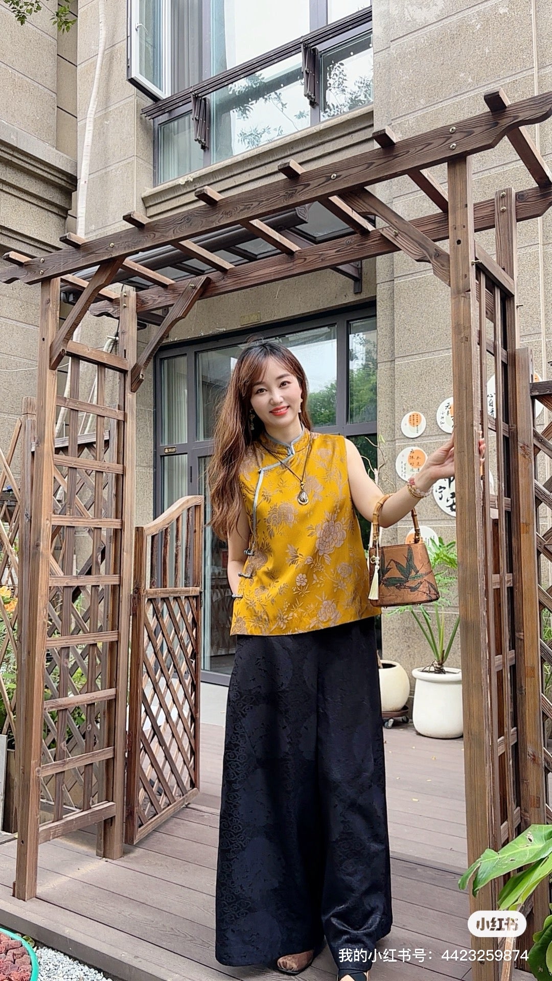 Yellow Rayon Jacquard Vest | Luxe Orienta Modern Chinese Fashion - Luxe Orienta CO., LIMITED