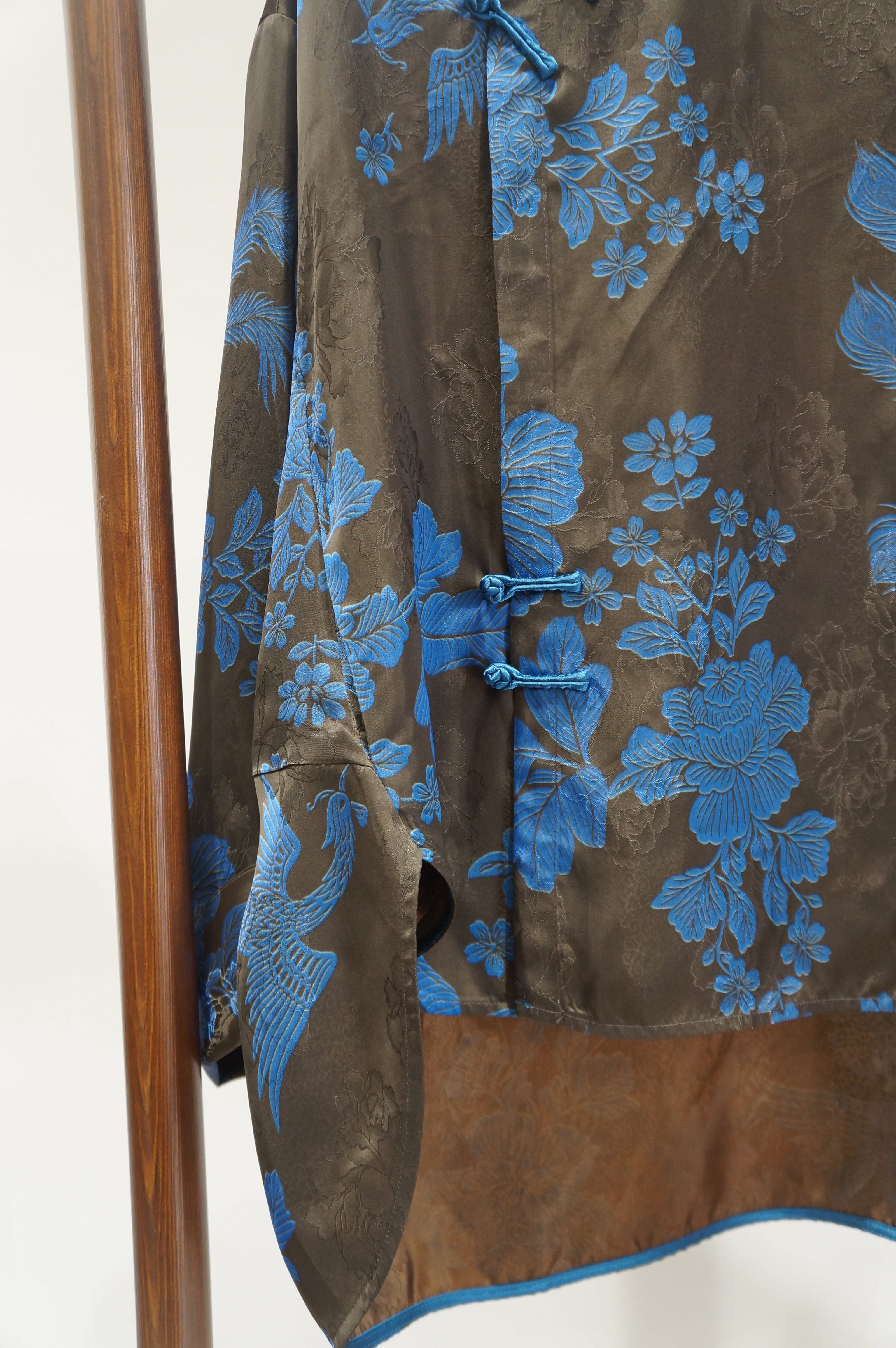 Blue Phoenix Xiangyunsha Blouse | Grace in Motion - Luxe Orienta CO., LIMITED