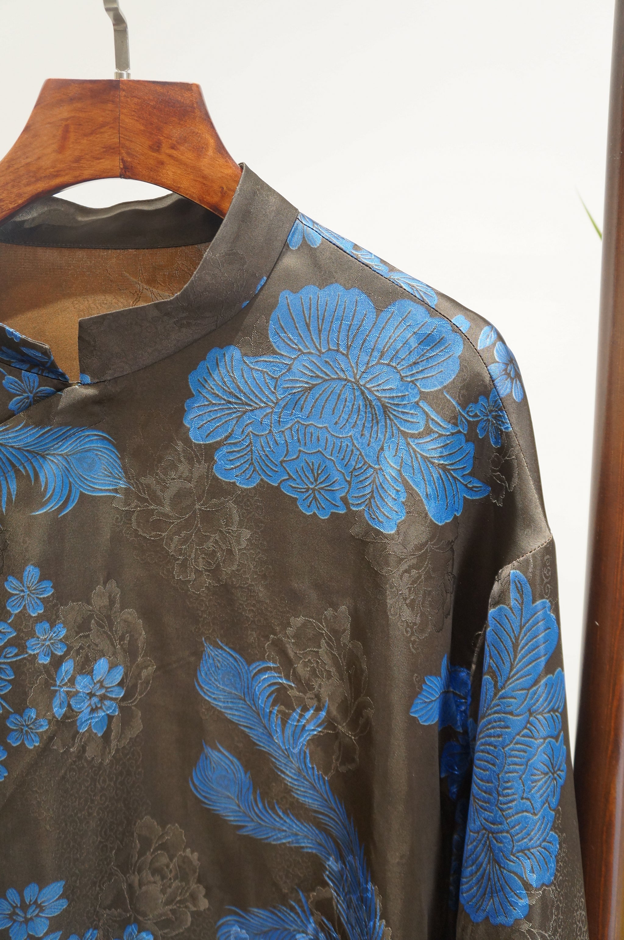 Blue Phoenix Xiangyunsha Blouse | Grace in Motion - Luxe Orienta CO., LIMITED