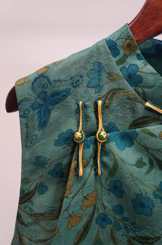 Green Mulberry Silk Vest | Modern Chinese Sophistication