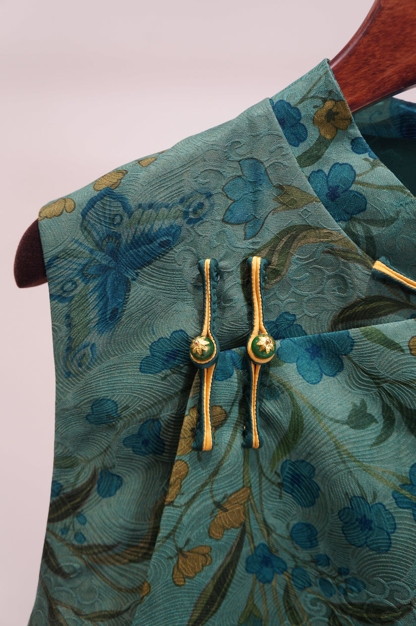 Green Mulberry Silk Vest | Modern Chinese Sophistication - Luxe Orienta CO., LIMITED