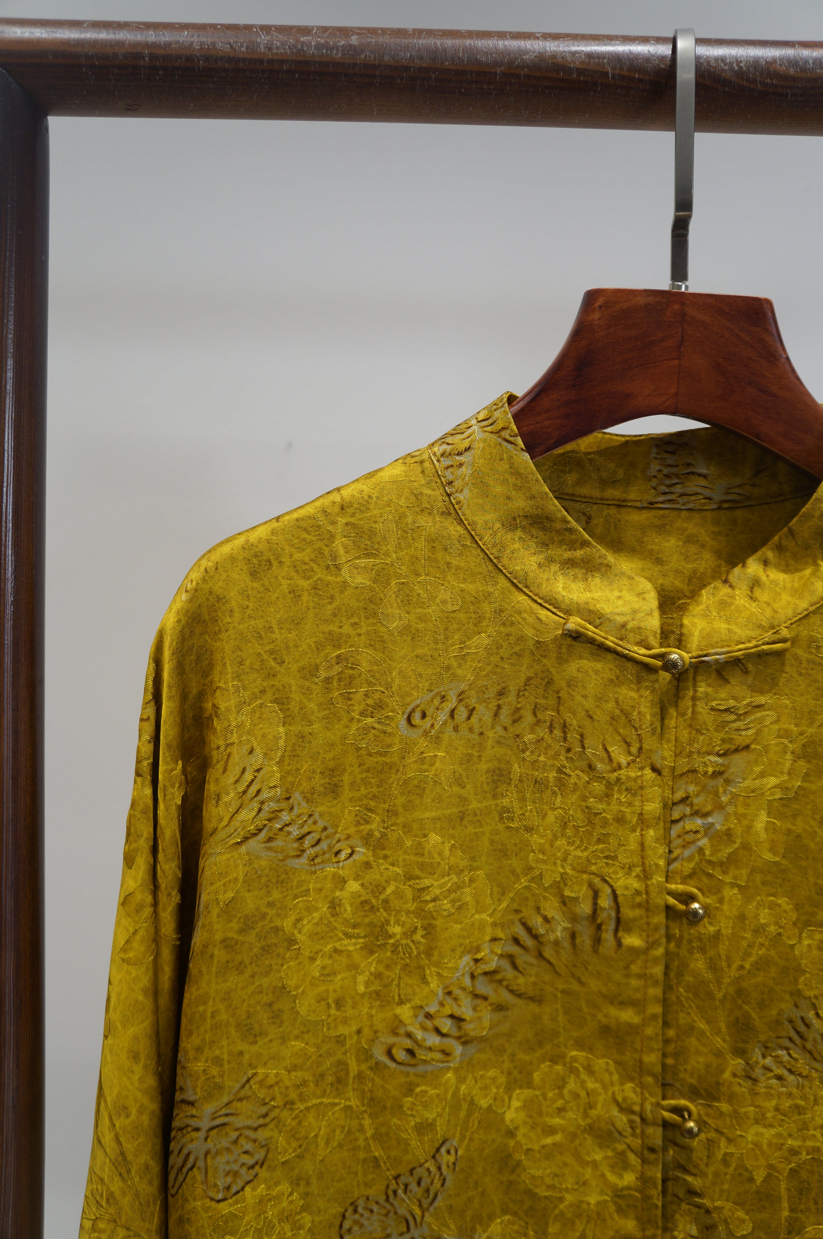 Yellow Xiangyunsha Embroidered Jacket | Timeless Chinese Elegance - Luxe Orienta CO., LIMITED