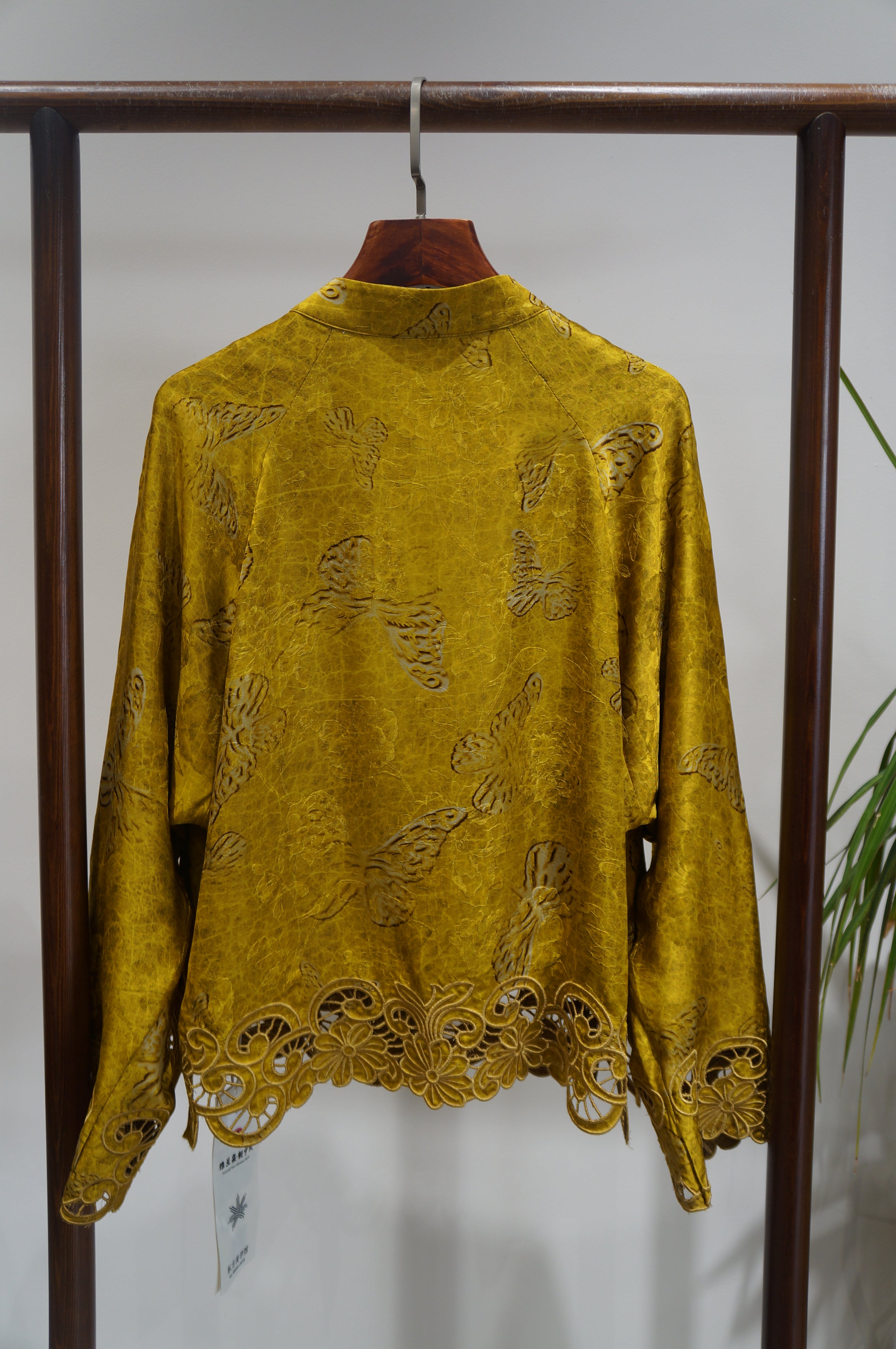 Yellow Xiangyunsha Embroidered Jacket | Timeless Chinese Elegance - Luxe Orienta CO., LIMITED