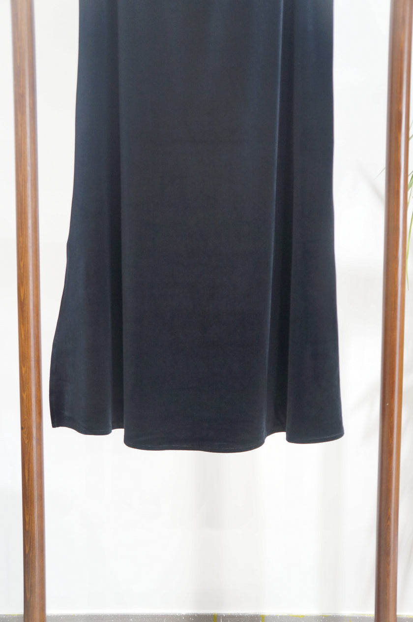 Black Velvet Midi Skirt | Elegant Modern Chinese Style - Luxe Orienta CO., LIMITED