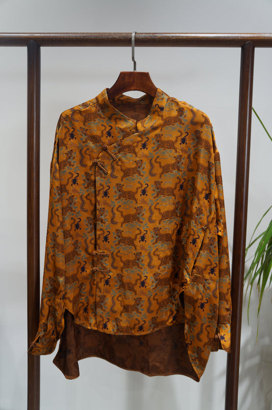 Brown Tiger & Five Poisons Xiangyunsha Blouse | Bold Chinese Heritage