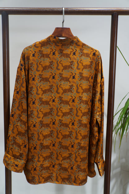 Brown Tiger & Five Poisons Xiangyunsha Blouse | Bold Chinese Heritage