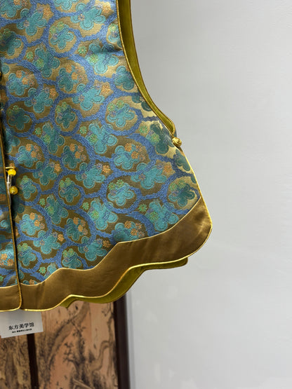 Green Mulberry Silk Shu Brocade Reversible Vest | Luxe Orienta
