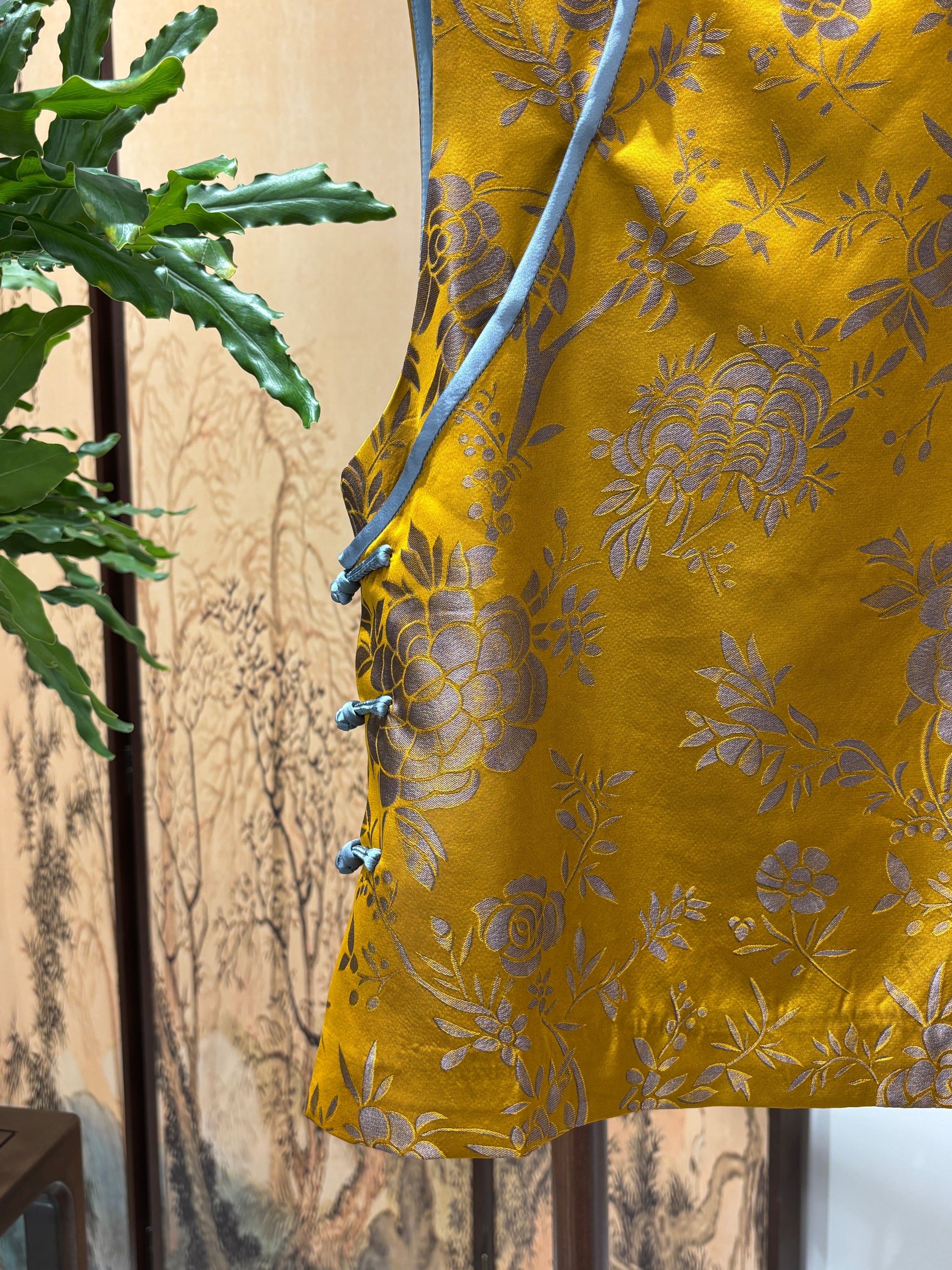 Yellow Rayon Jacquard Vest | Luxe Orienta Modern Chinese Fashion - Luxe Orienta CO., LIMITED