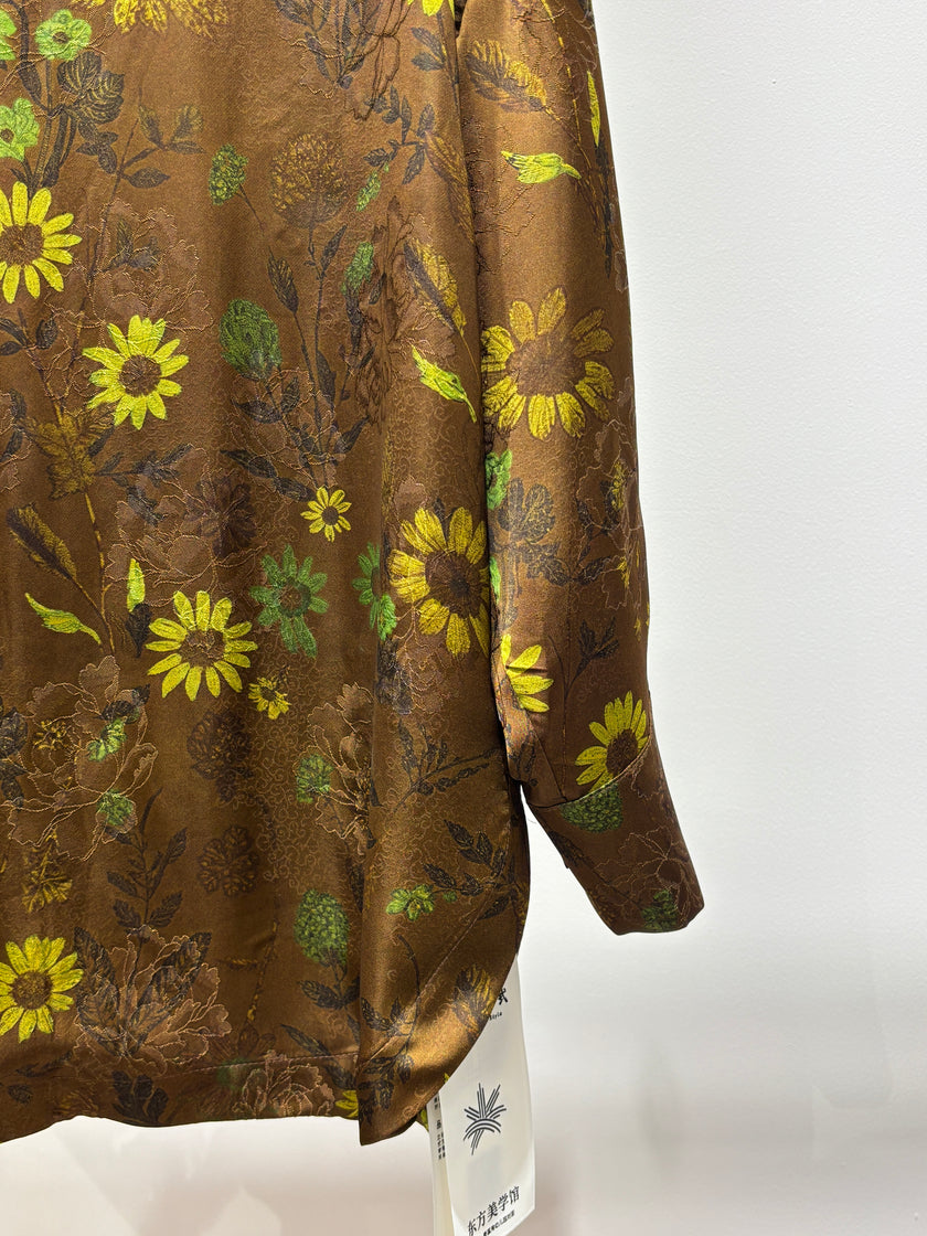 Xiangyunsha Daisy Blouse – Modern Elegance with Cultural Heritage - Luxe Orienta CO., LIMITED