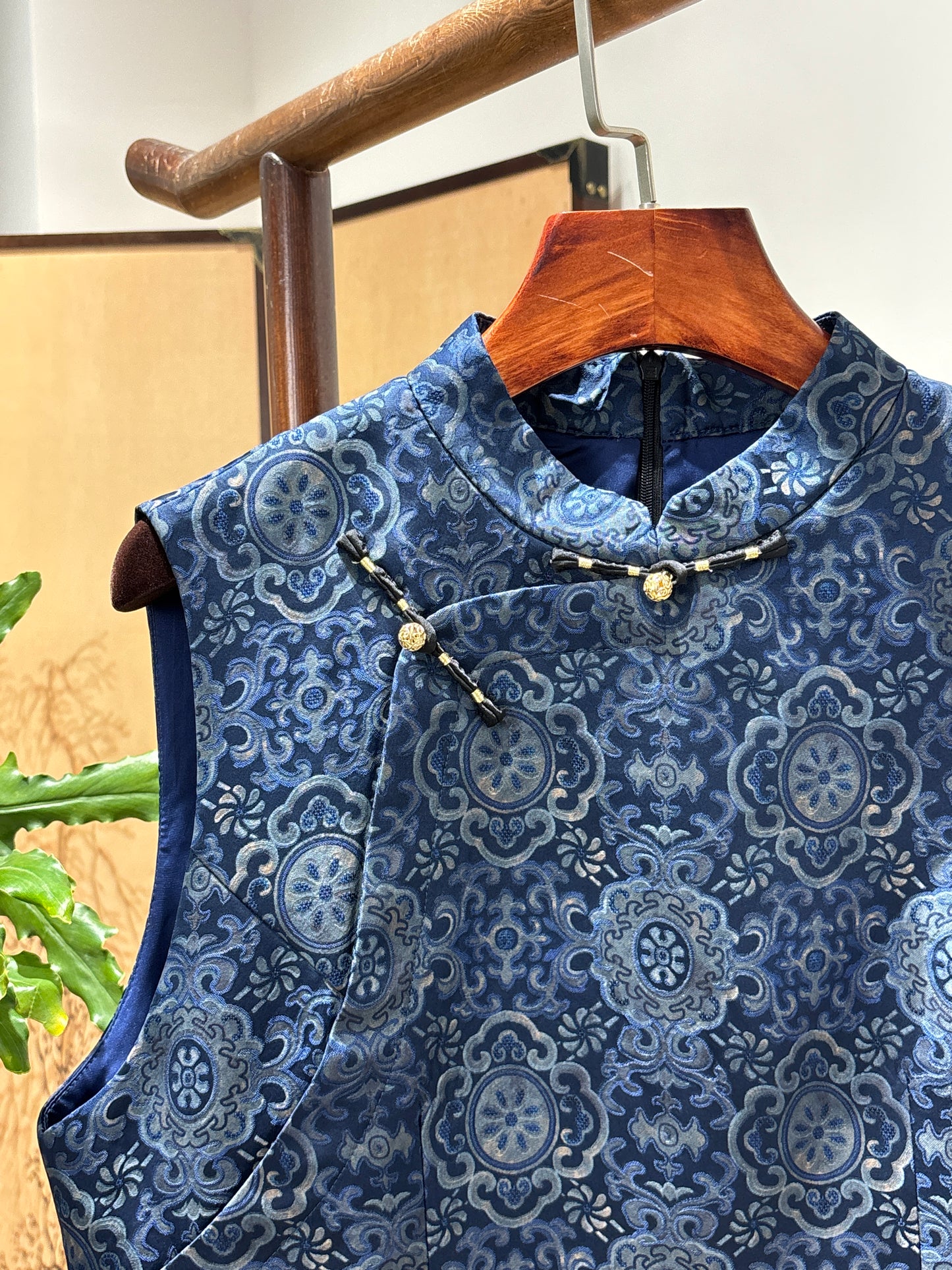 Blue Porcelain-Inspired Vest | Luxe Orienta Modern Chinese Fashion