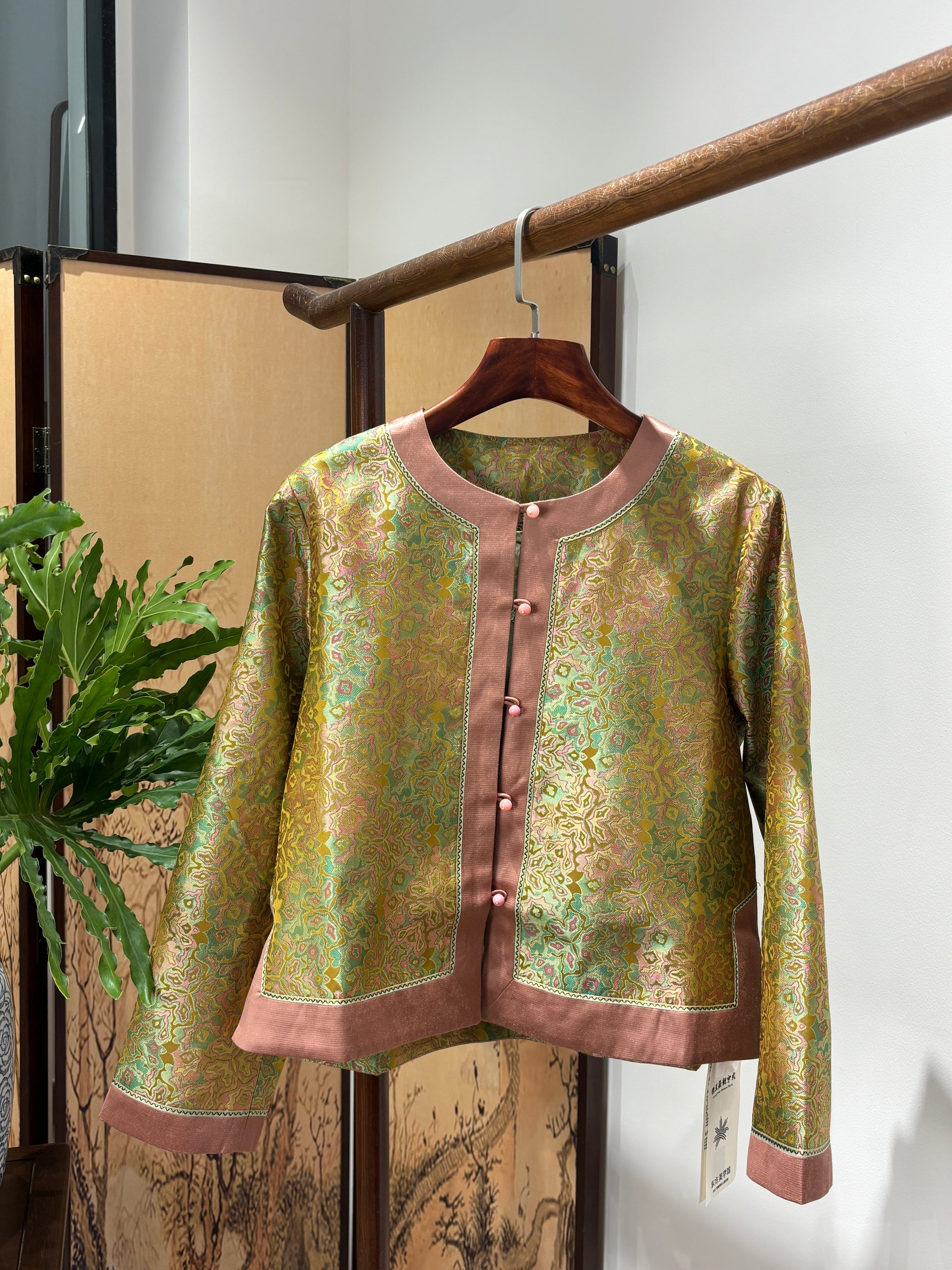 Yellow Heritage Mulberry Silk Shu Brocade Jacket | Luxe Orienta Modern Chinese Luxury Outerwear - Luxe Orienta CO., LIMITED