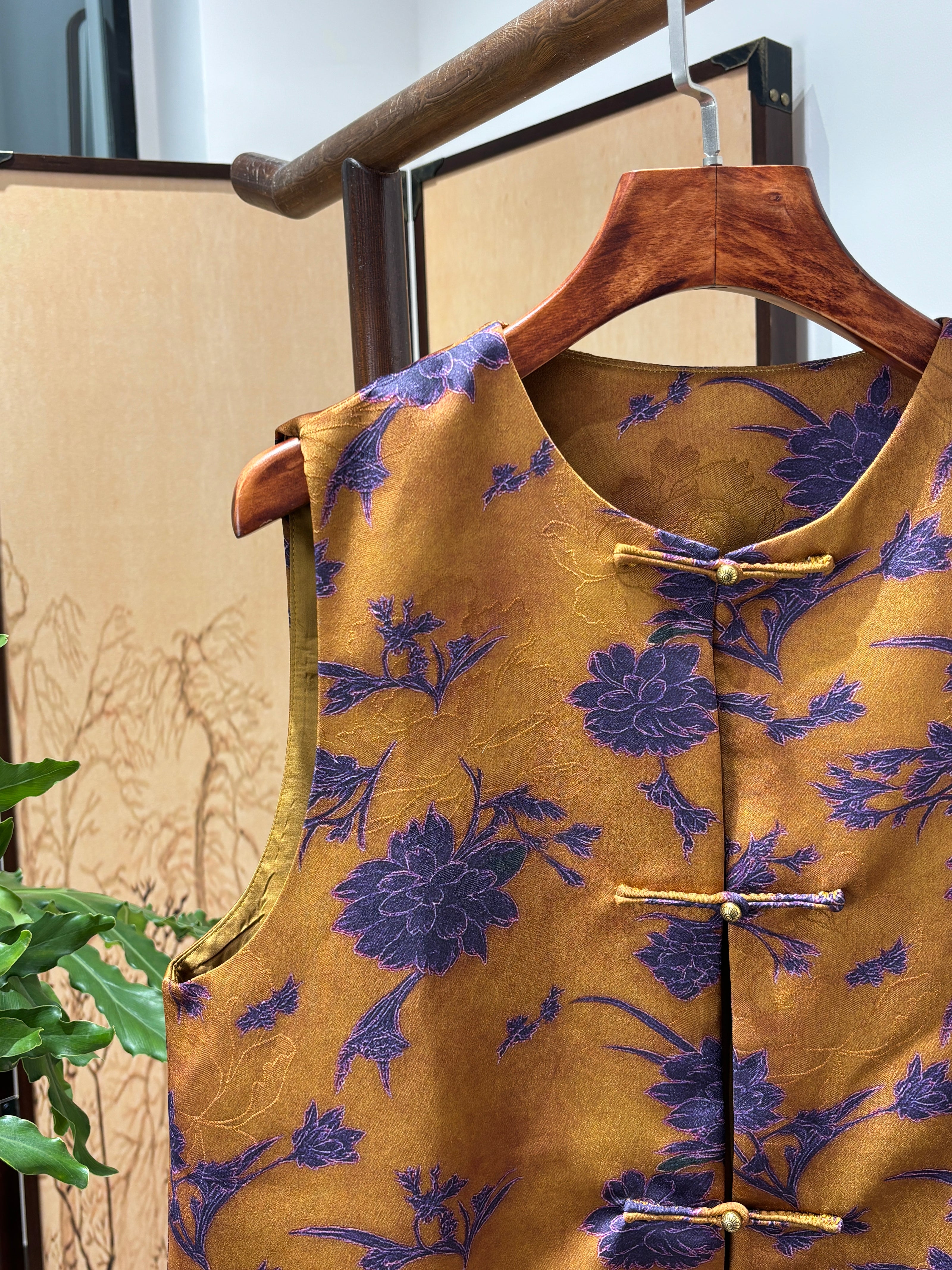 Brown Rayon Jacquard Vest | Luxe Orienta Modern Chinese Vest - Luxe Orienta CO., LIMITED