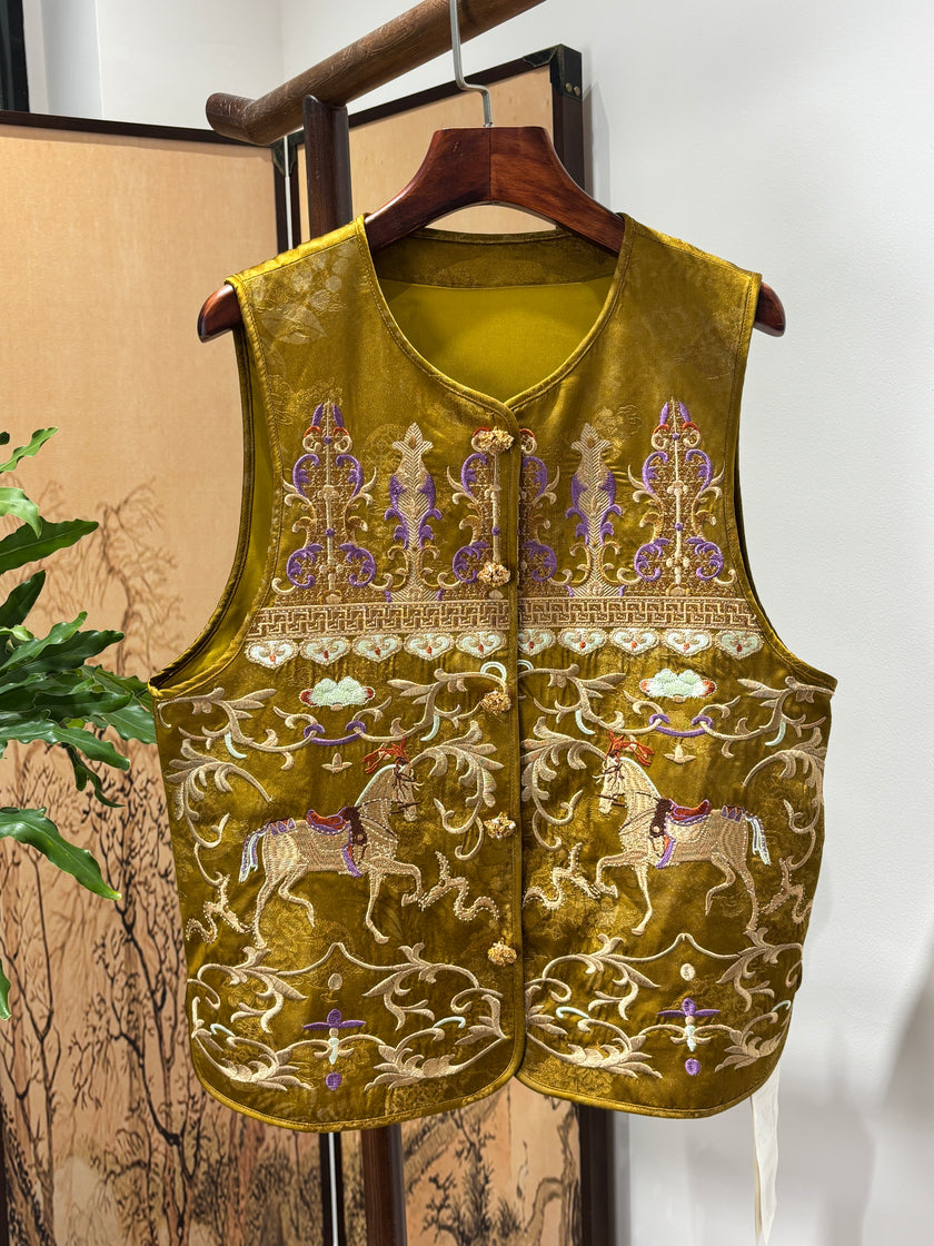 Gold Embroidered Vest | Luxe Orienta Modern Chinese Luxury Vest - Luxe Orienta CO., LIMITED