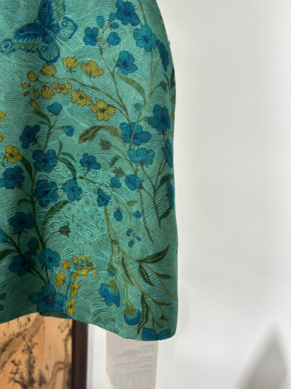 Green Mulberry Silk Vest | Luxe Orienta Modern Chinese Luxury Vest