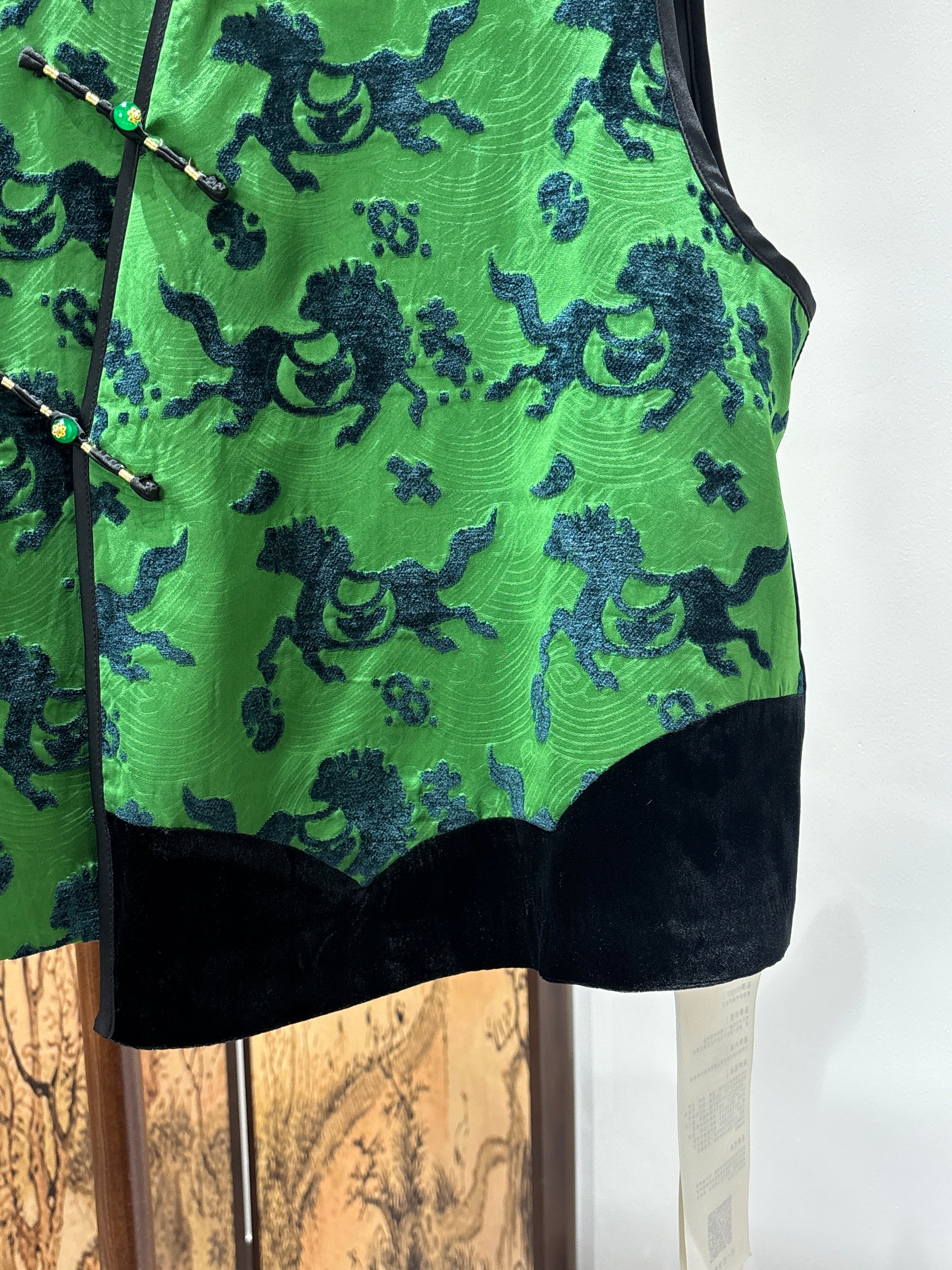 Green Velvet Vest | Luxe Orienta Modern Chinese Luxury Vest - Luxe Orienta CO., LIMITED