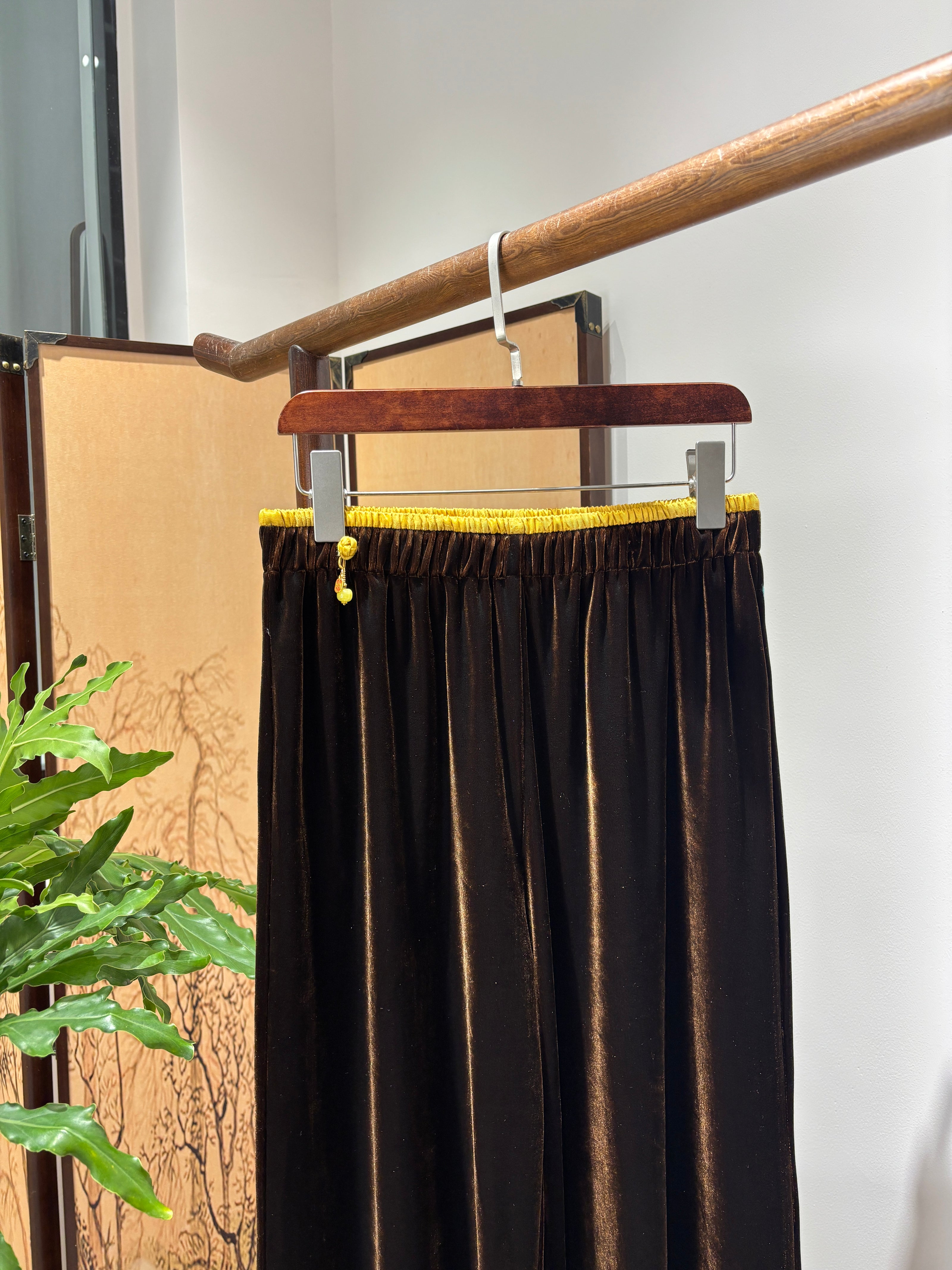 Brown Velvet Pants | Luxe Orienta Modern Chinese Luxury Trousers - Luxe Orienta CO., LIMITED