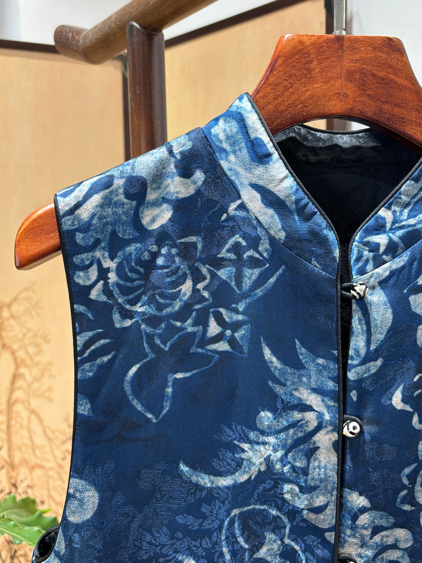 Blue & White Porcelain Reversible Vest | Luxe Orienta Modern Chinese Vest - Luxe Orienta CO., LIMITED